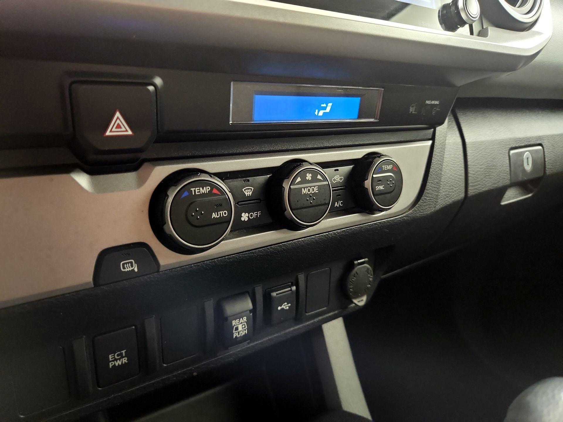 Thumbnail: 2021 Toyota Tacoma - 16