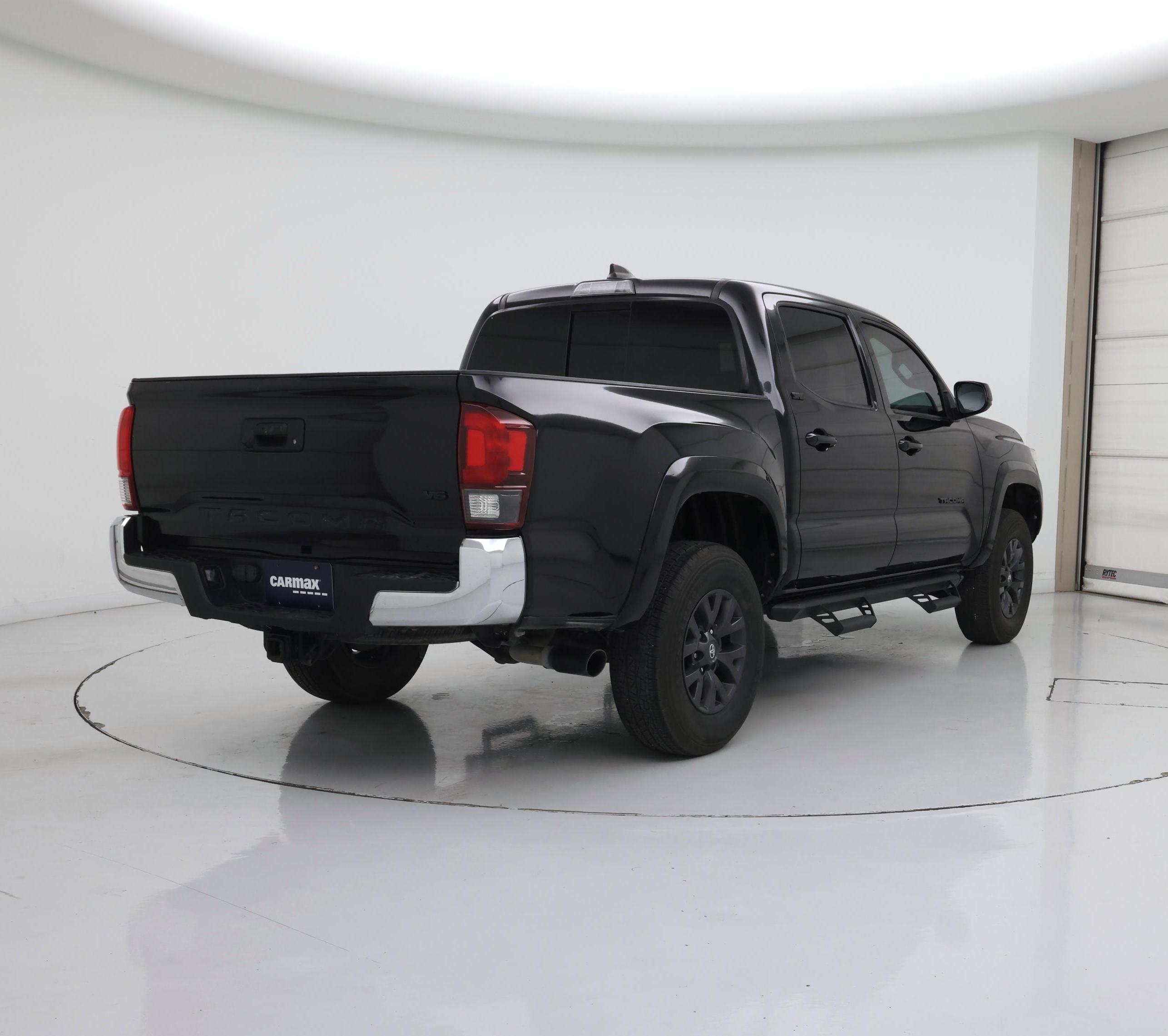 Thumbnail: 2021 Toyota Tacoma - 8