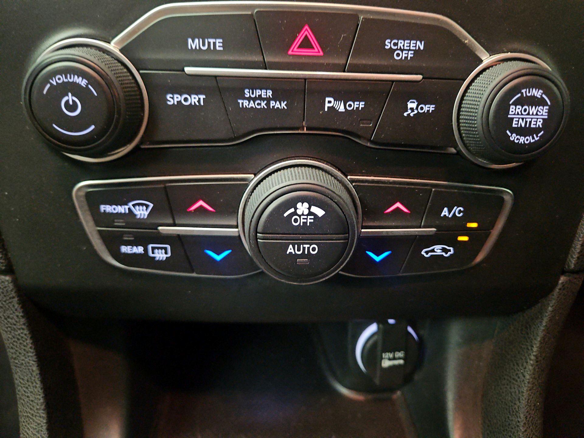 Thumbnail: 2023 Dodge Charger - 16