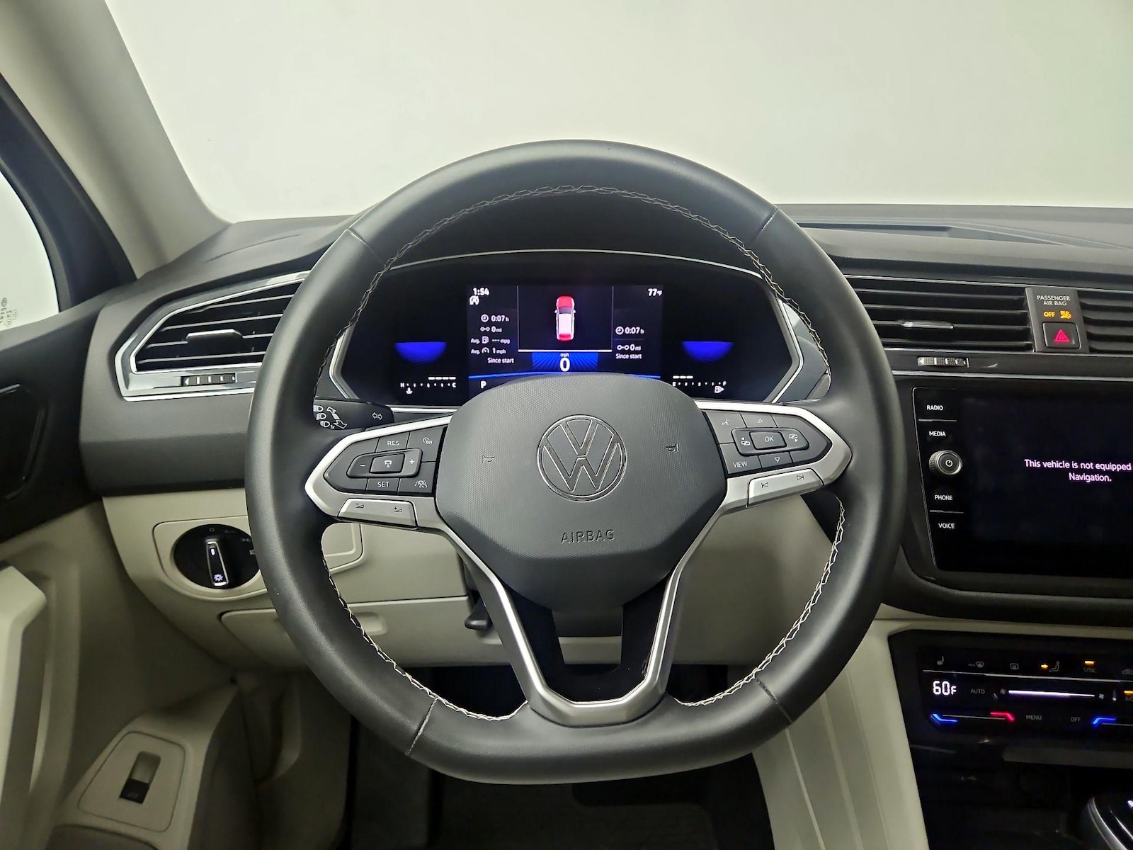 2022 Volkswagen Tiguan SE - Photo 11