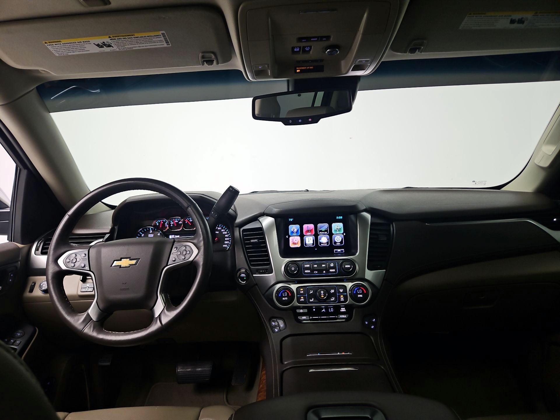 Thumbnail: 2016 Chevrolet Suburban - 9
