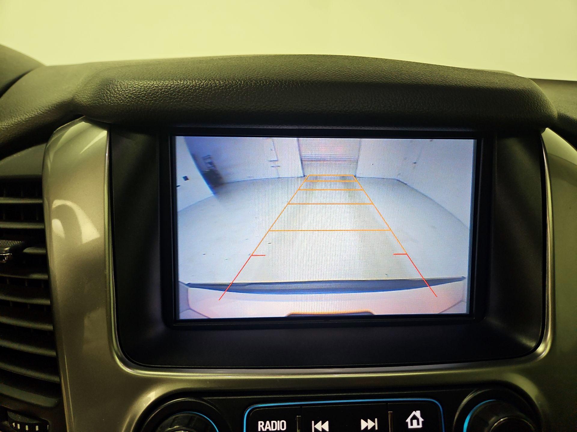 Thumbnail: 2016 Chevrolet Suburban - 15