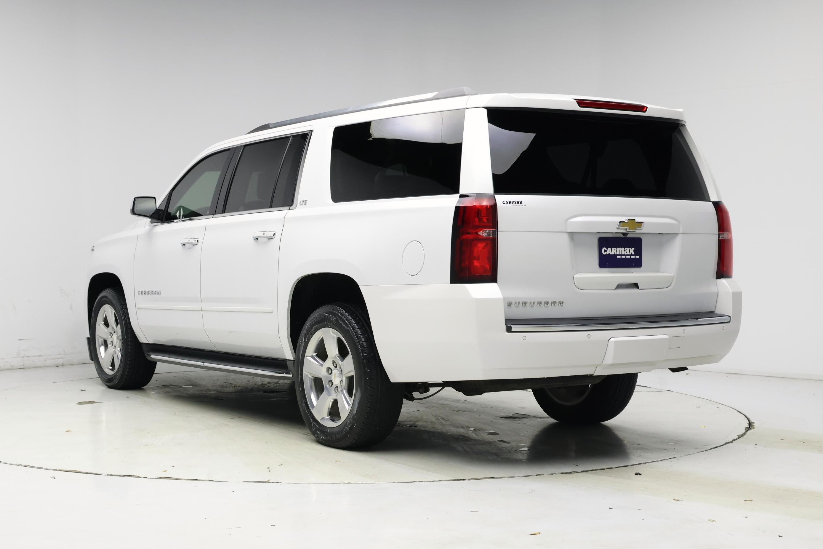 Thumbnail: 2016 Chevrolet Suburban - 2
