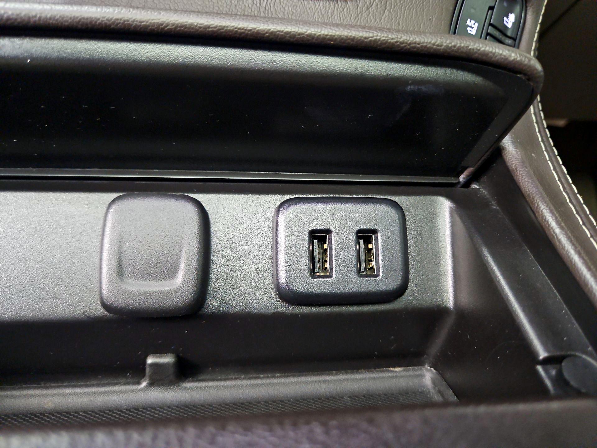 Thumbnail: 2016 Chevrolet Suburban - 19