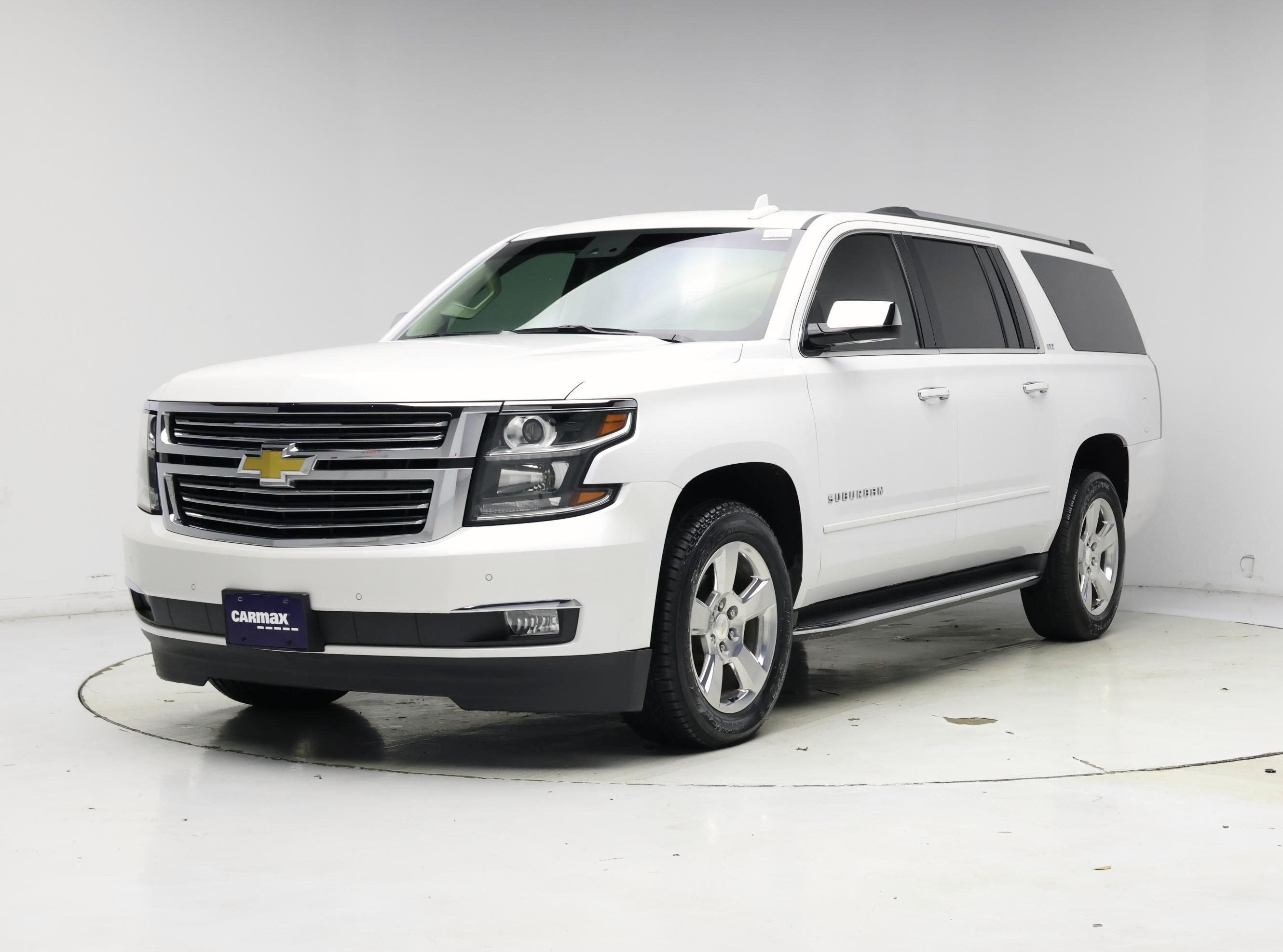 Thumbnail: 2016 Chevrolet Suburban - 4