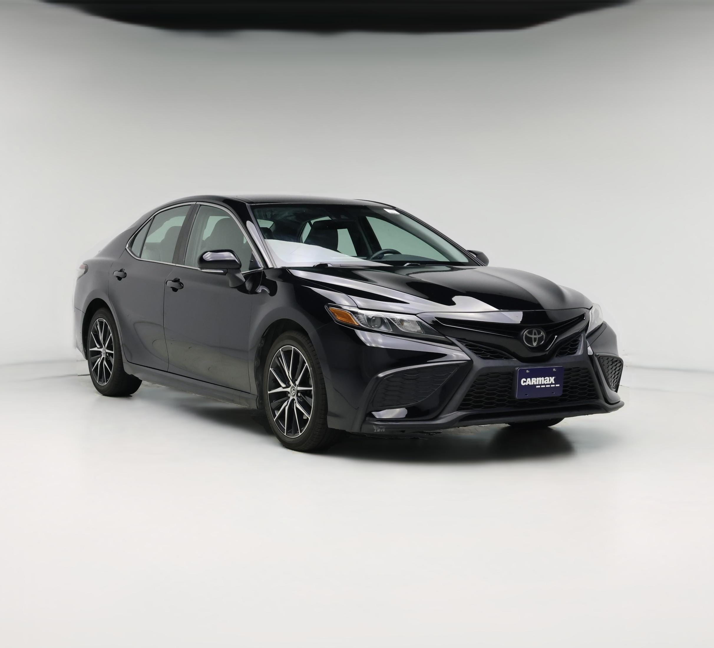 Thumbnail: 2022 Toyota Camry - 1
