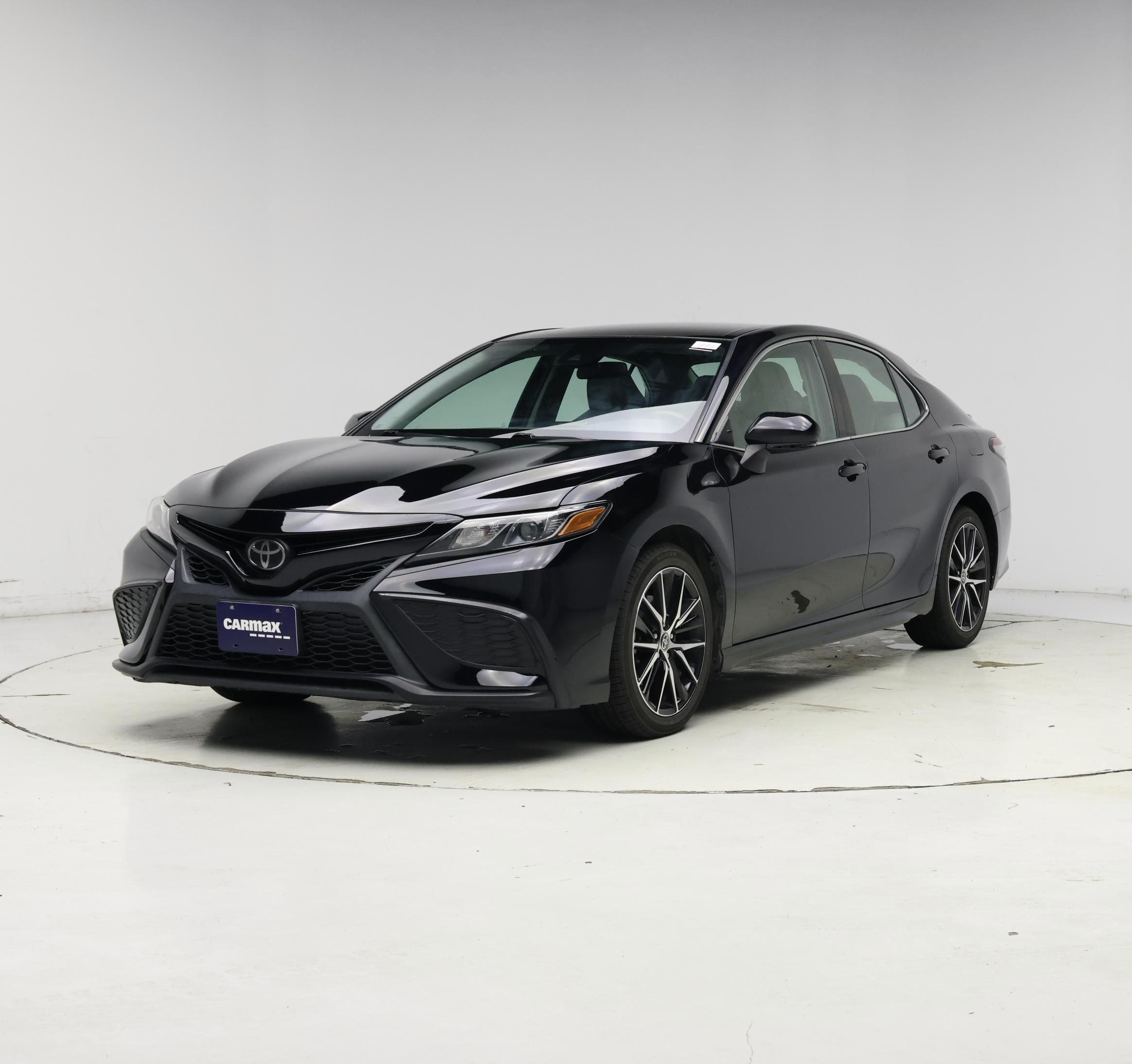 Thumbnail: 2022 Toyota Camry - 4
