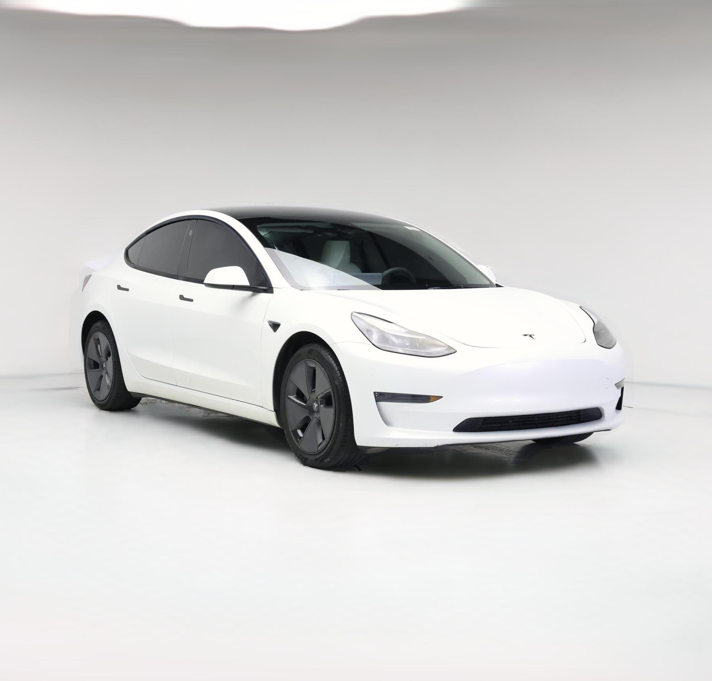 Thumbnail: 2023 Tesla Model 3 - 1