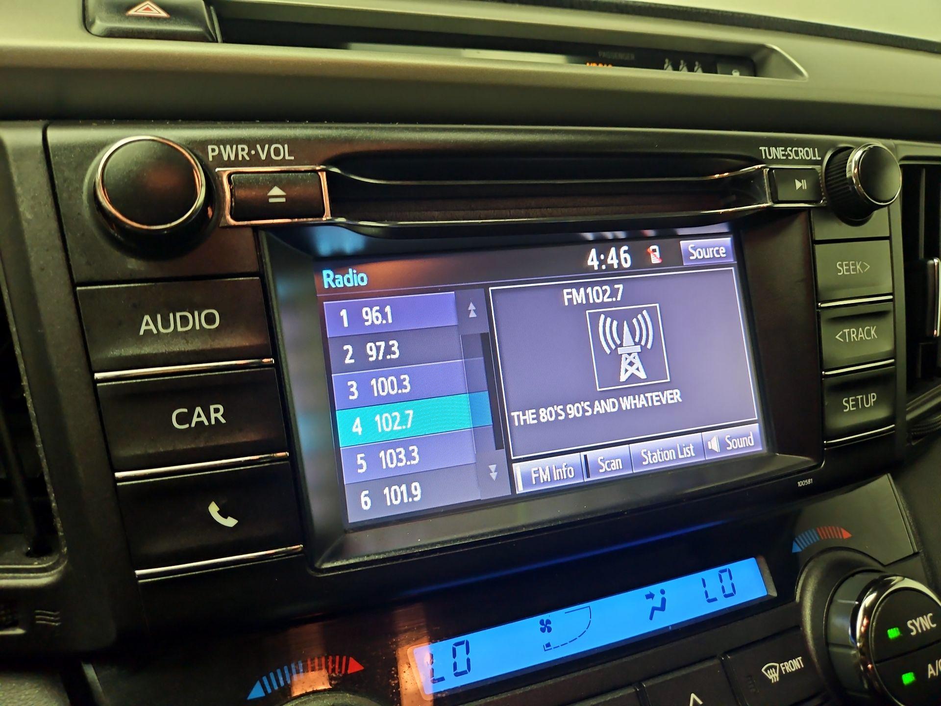 Thumbnail: 2017 Toyota RAV4 - 15