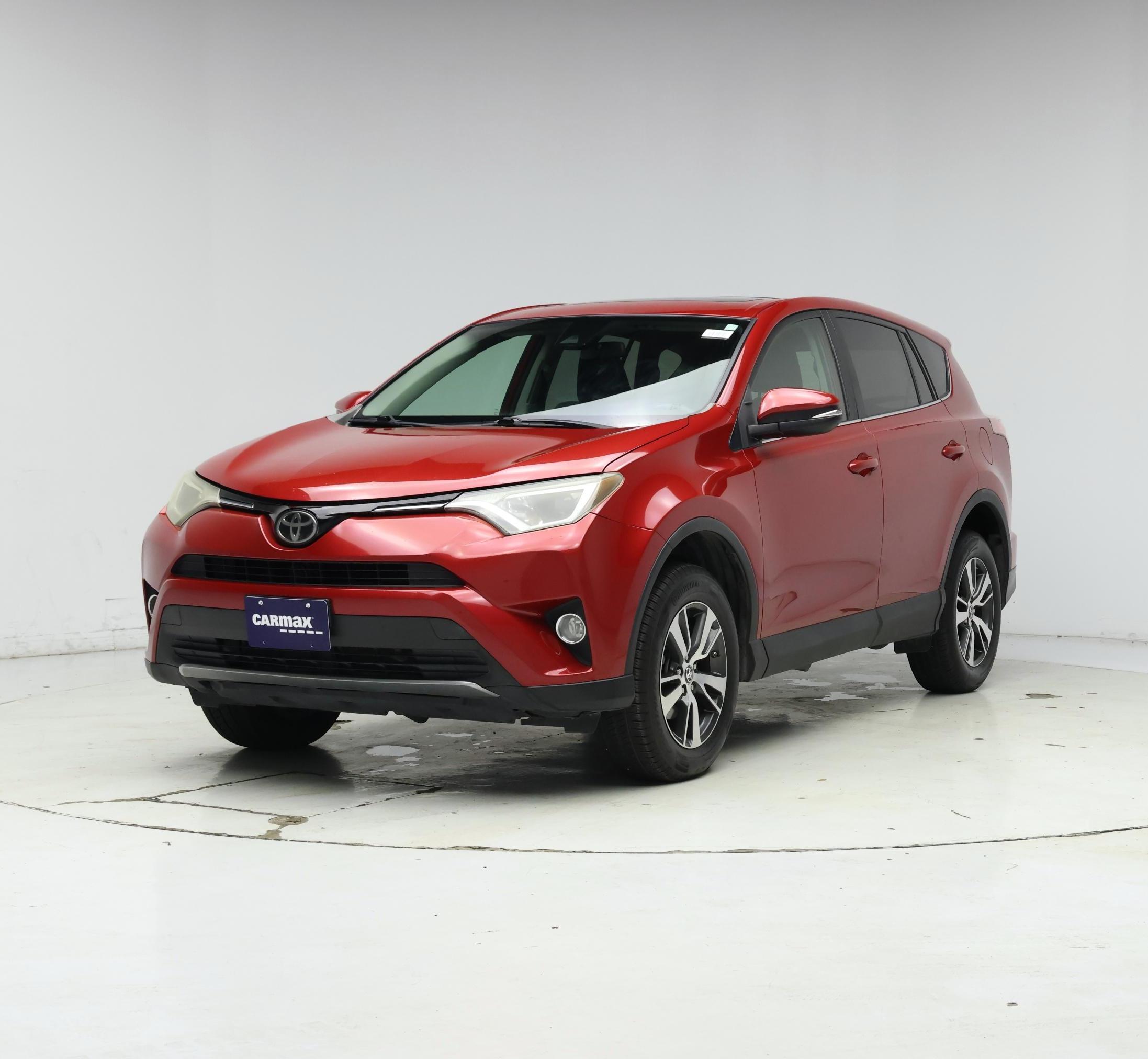 Thumbnail: 2017 Toyota RAV4 - 4
