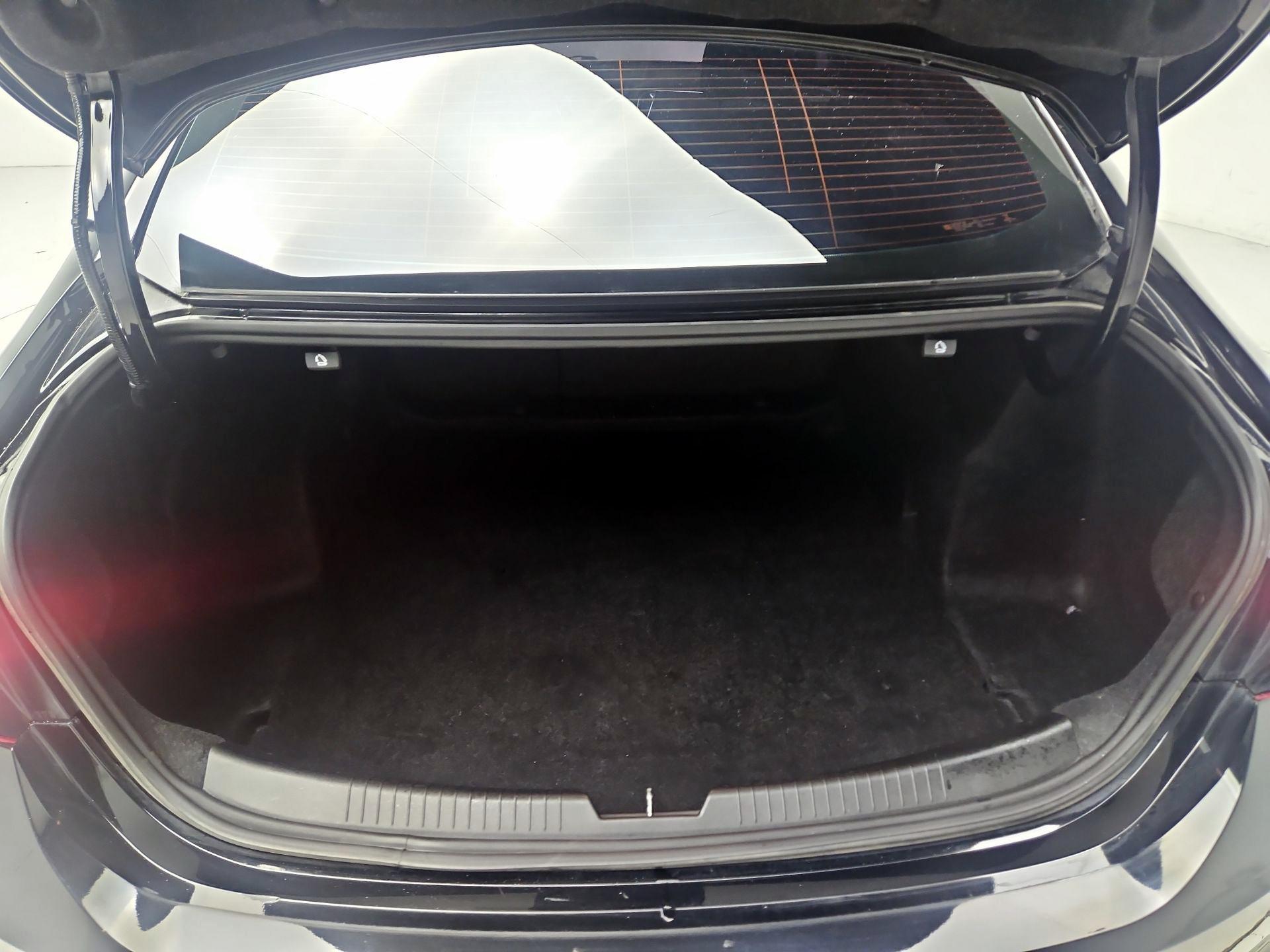 Thumbnail: 2021 Chevrolet Malibu - 20