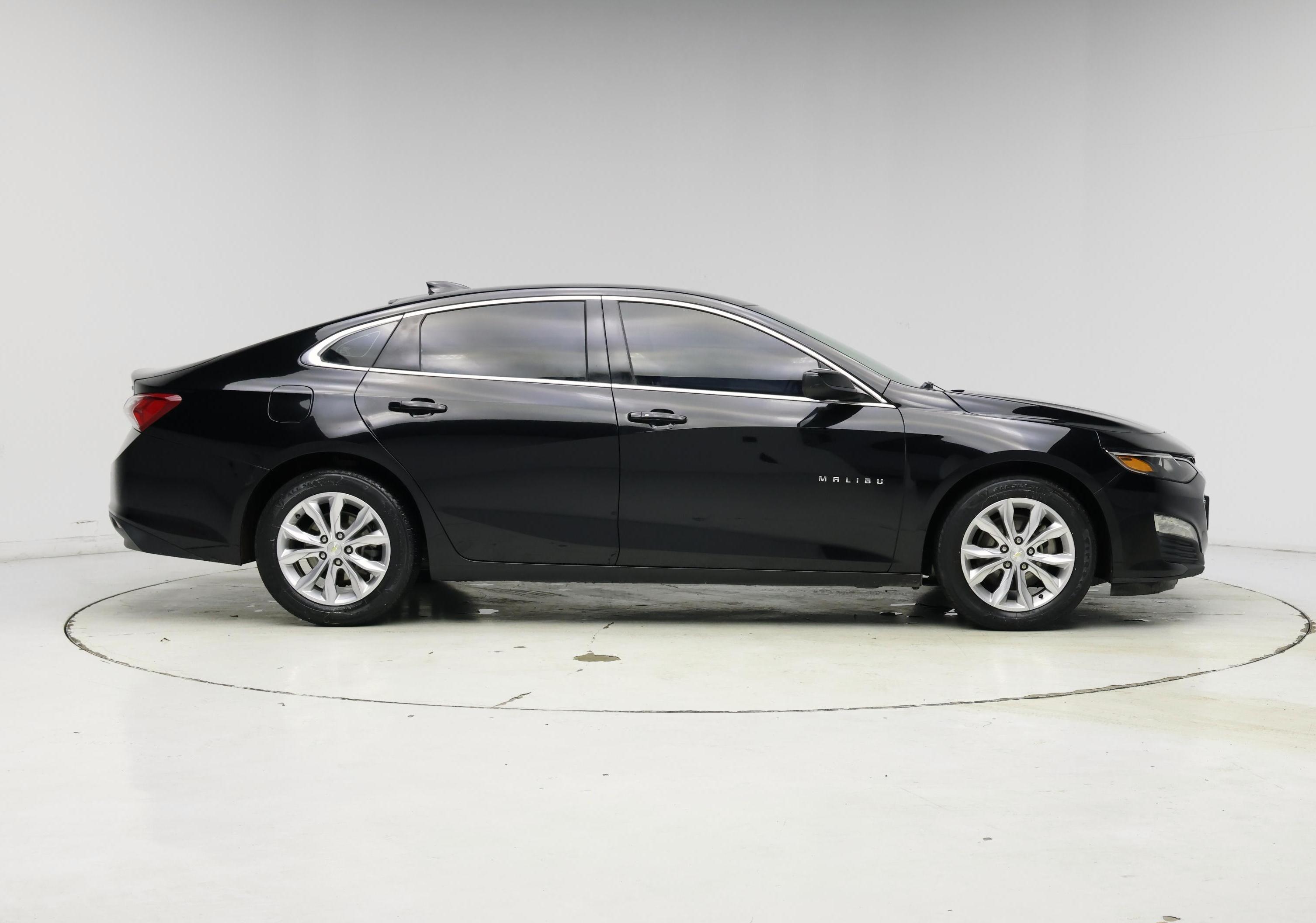 Thumbnail: 2021 Chevrolet Malibu - 7