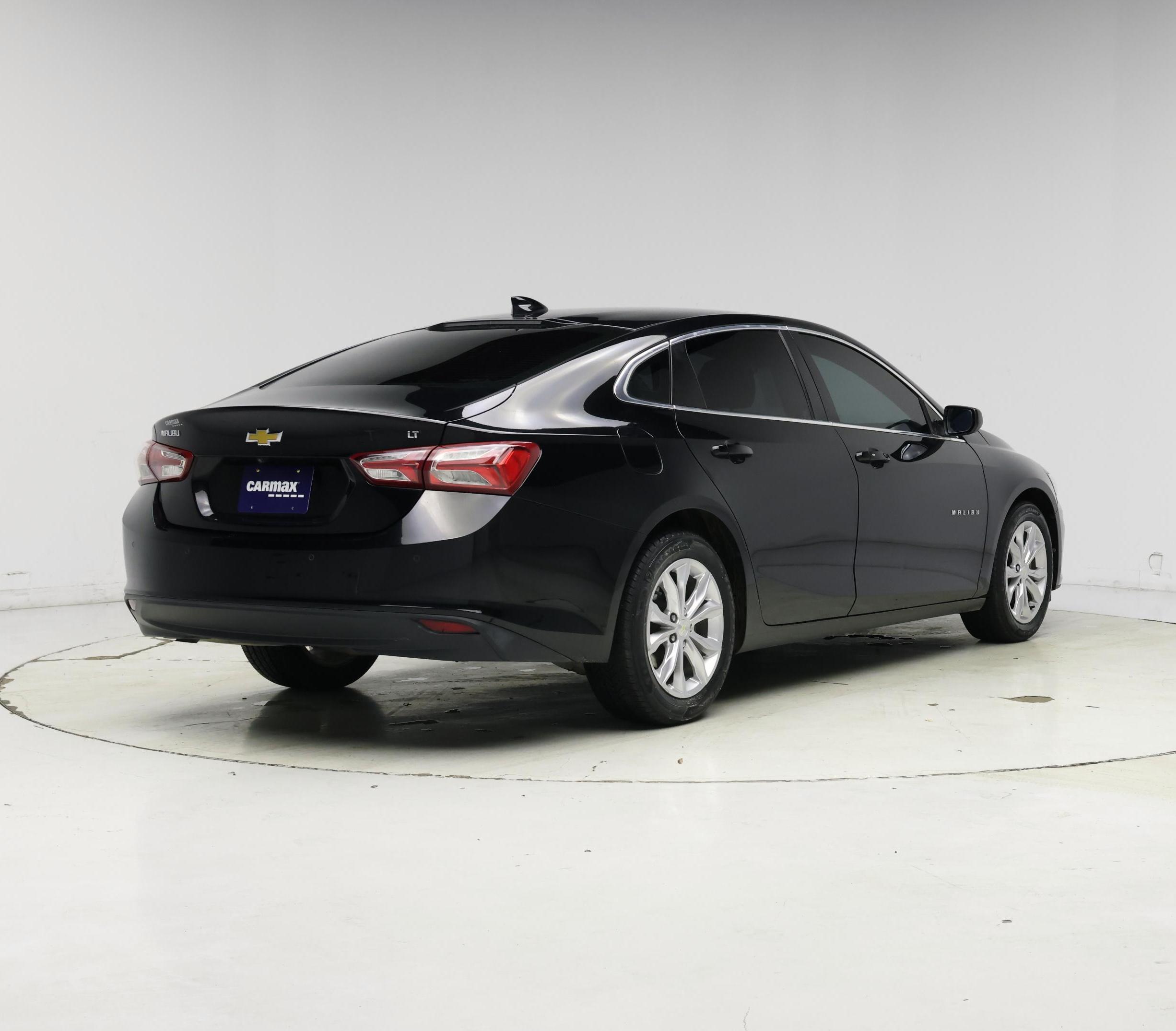 Thumbnail: 2021 Chevrolet Malibu - 8