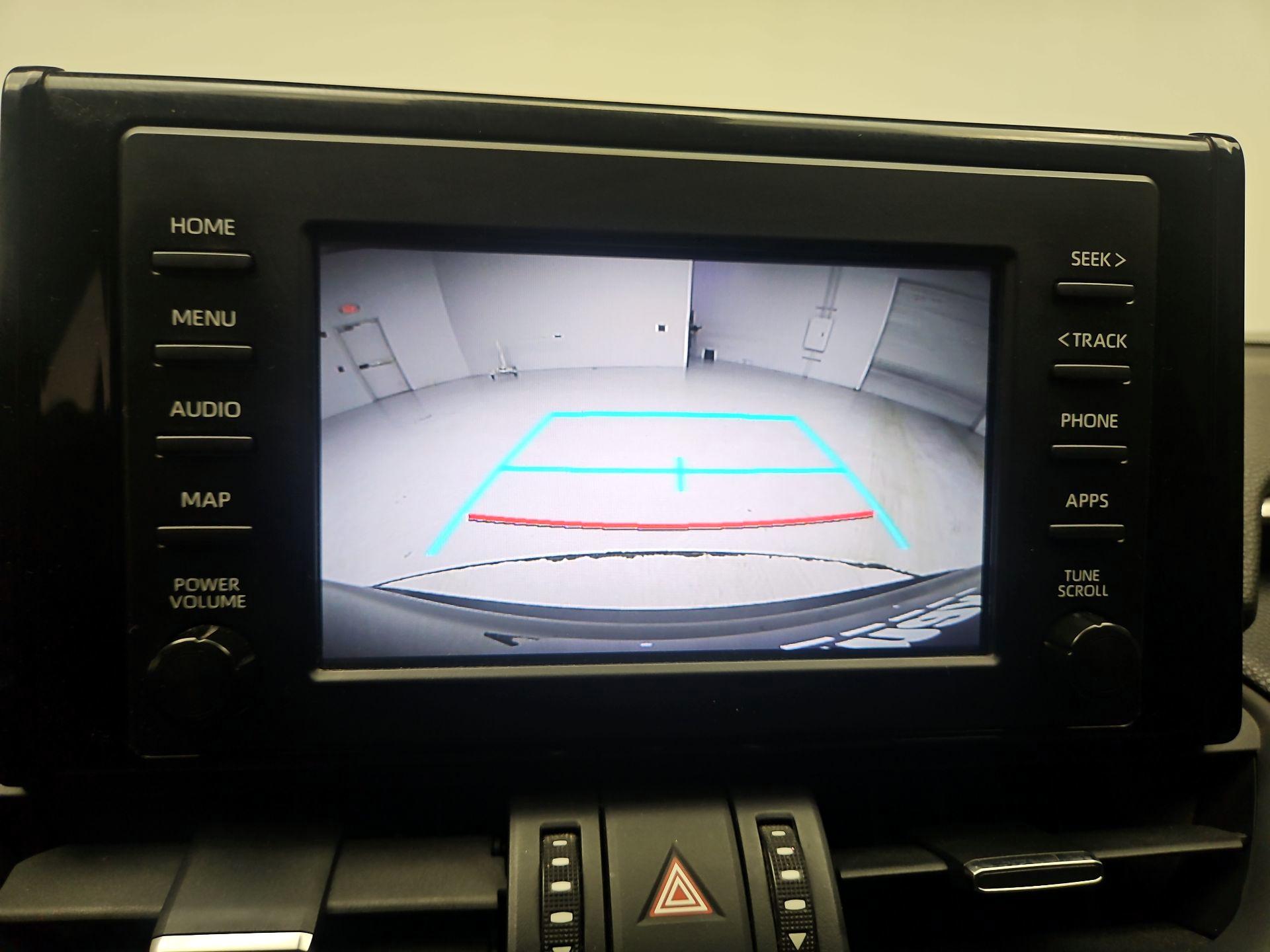 Thumbnail: 2019 Toyota RAV4 - 14