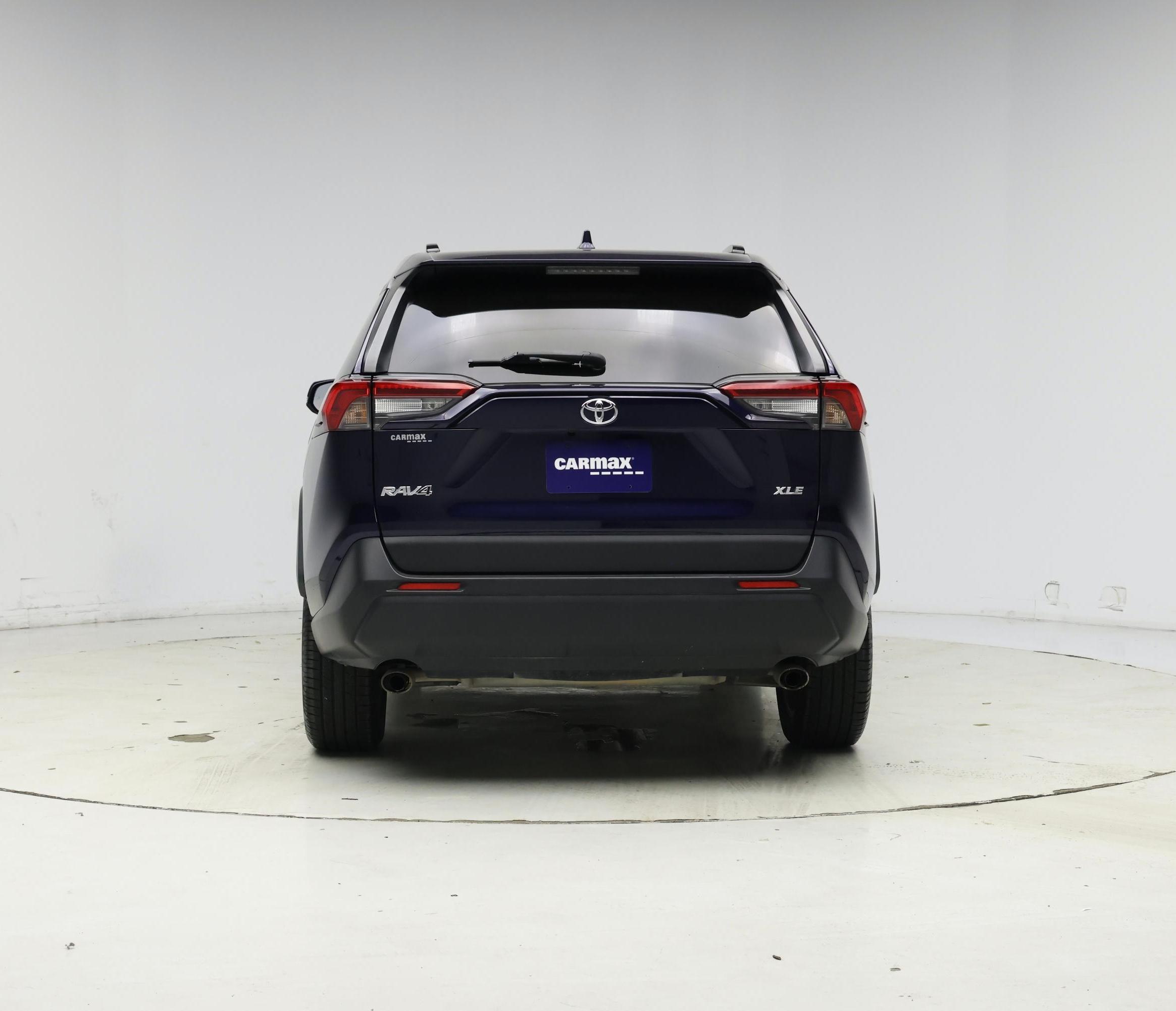 Thumbnail: 2019 Toyota RAV4 - 6
