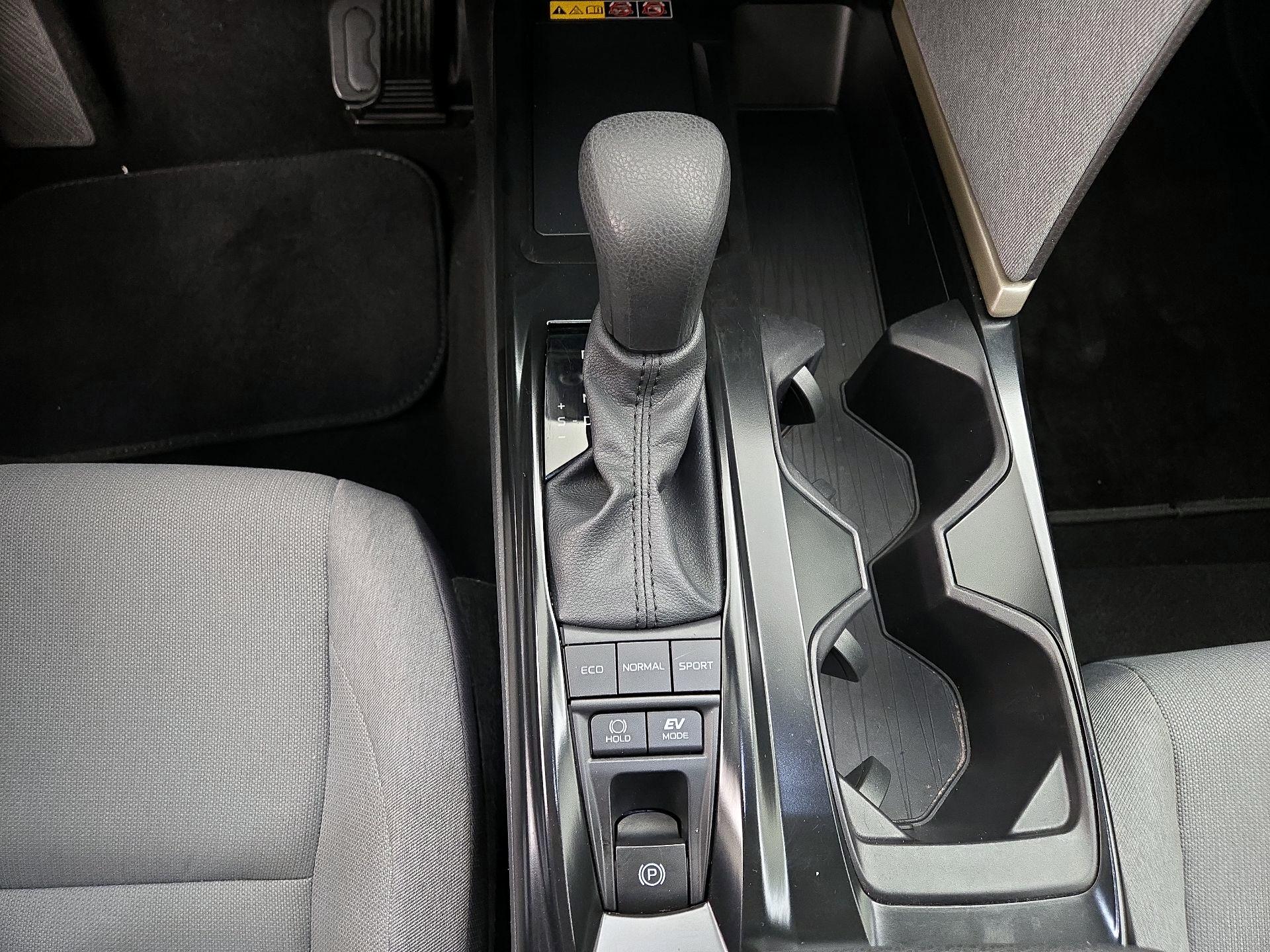 Thumbnail: 2025 Toyota Camry - 18