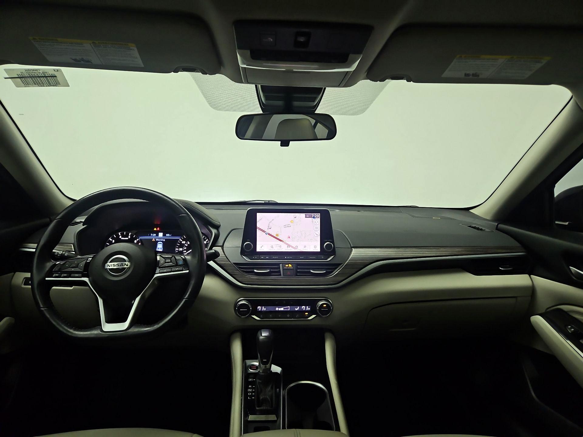 Thumbnail: 2021 Nissan Altima - 9