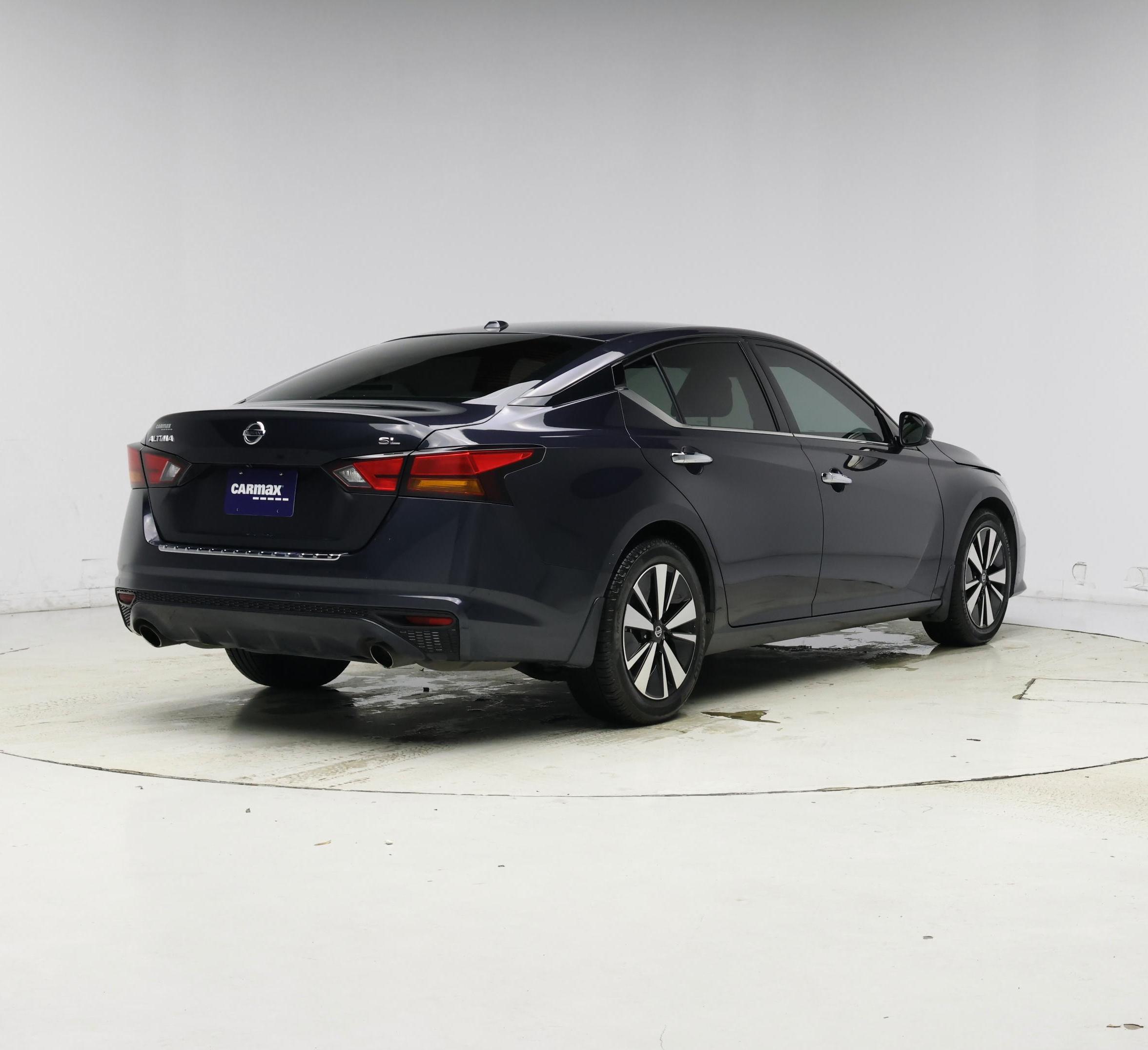 Thumbnail: 2021 Nissan Altima - 8