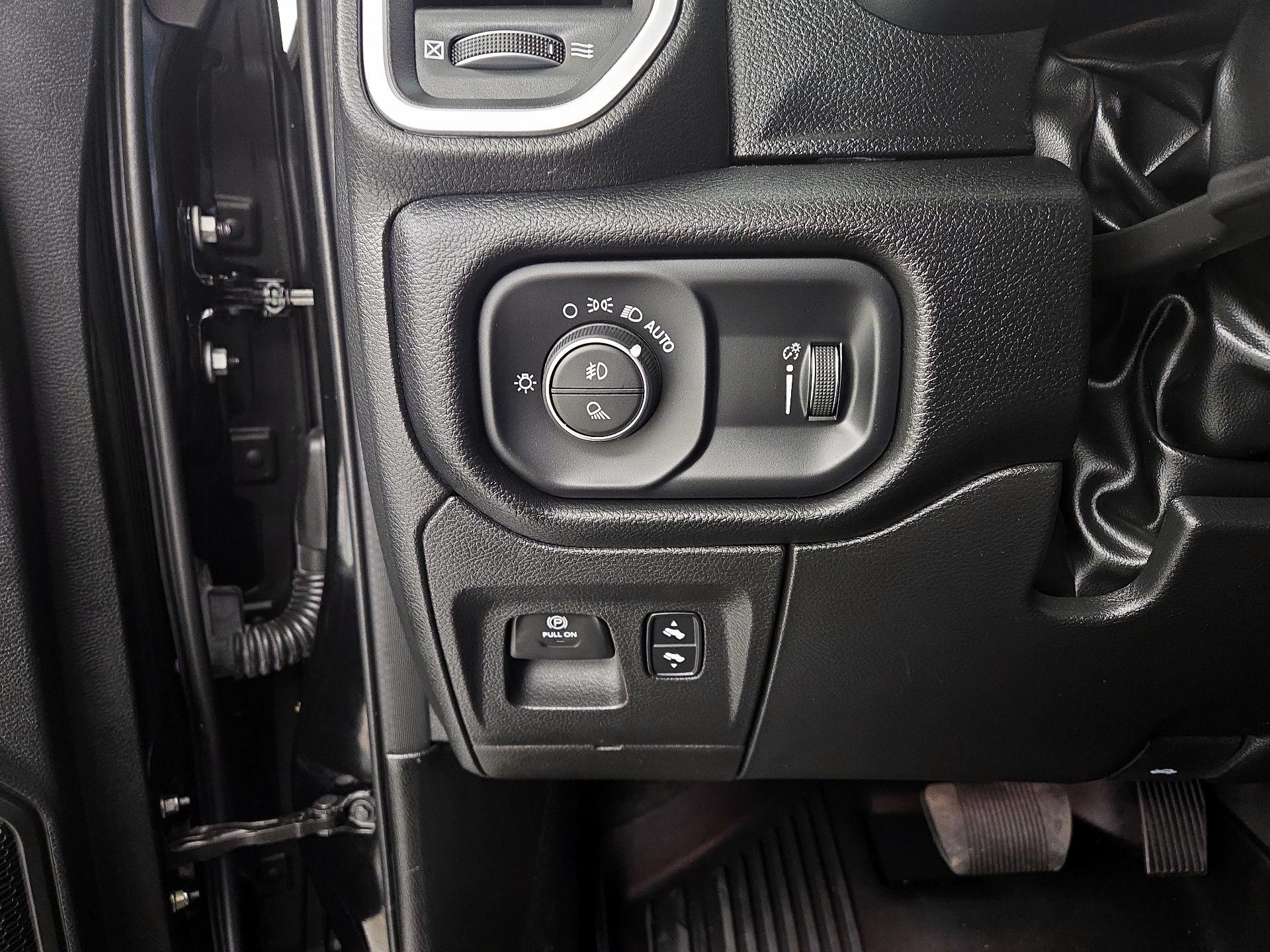 Thumbnail: 2022 RAM 1500 - 13