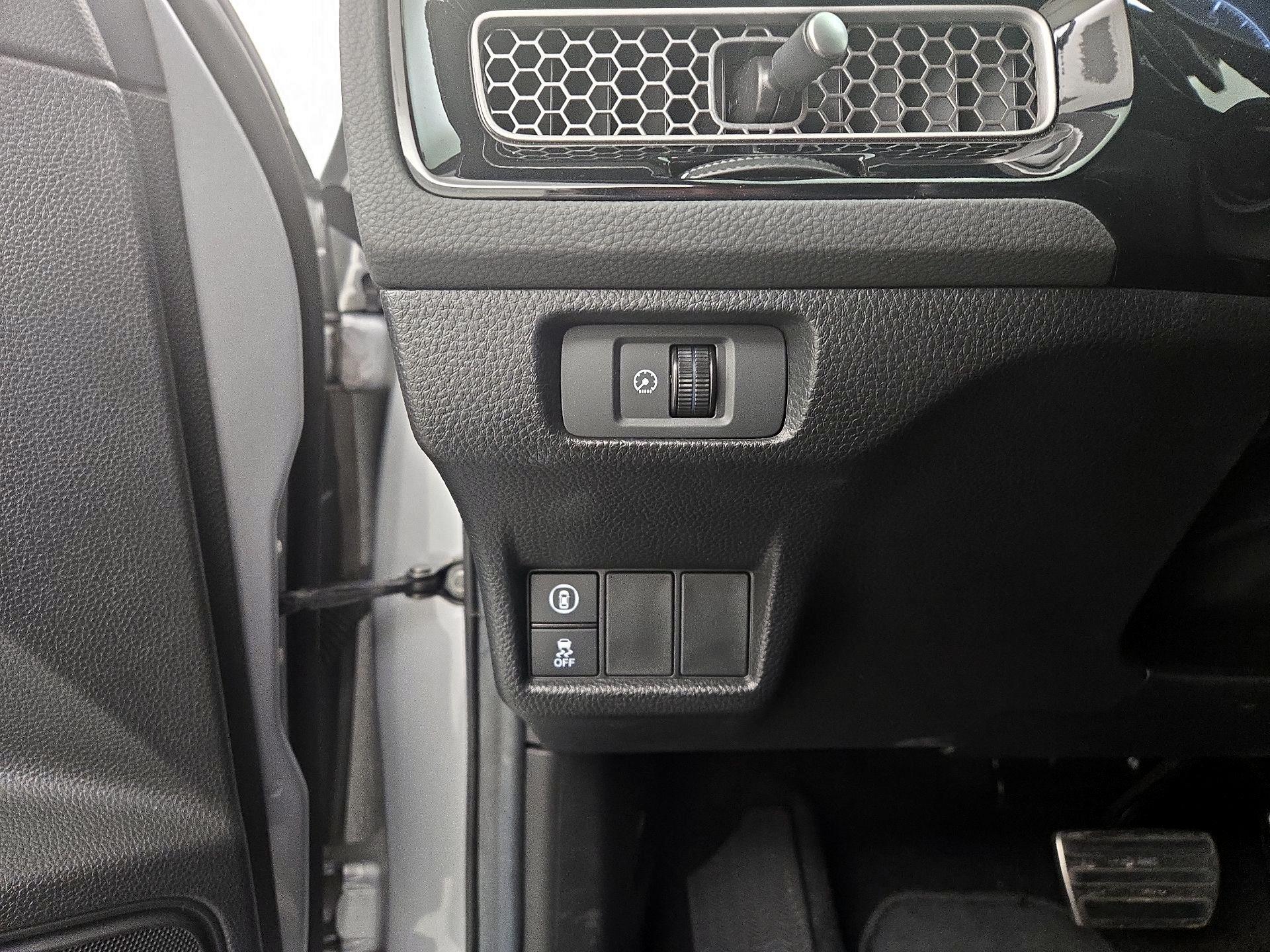 Thumbnail: 2024 Honda Civic - 13