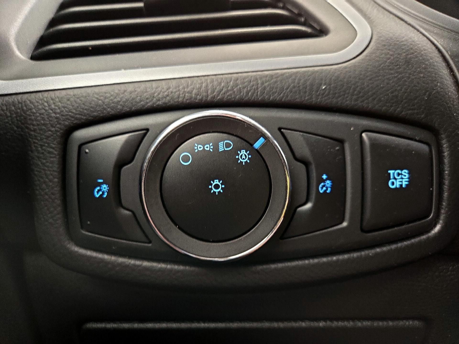 Thumbnail: 2020 Ford Edge - 13