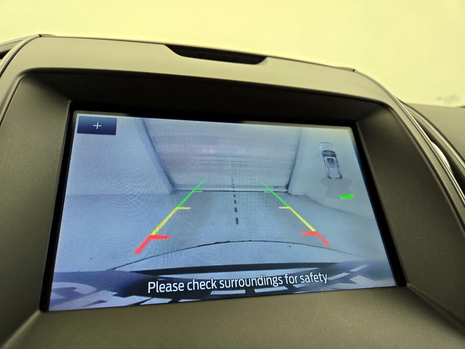 Thumbnail: 2020 Ford Edge - 14