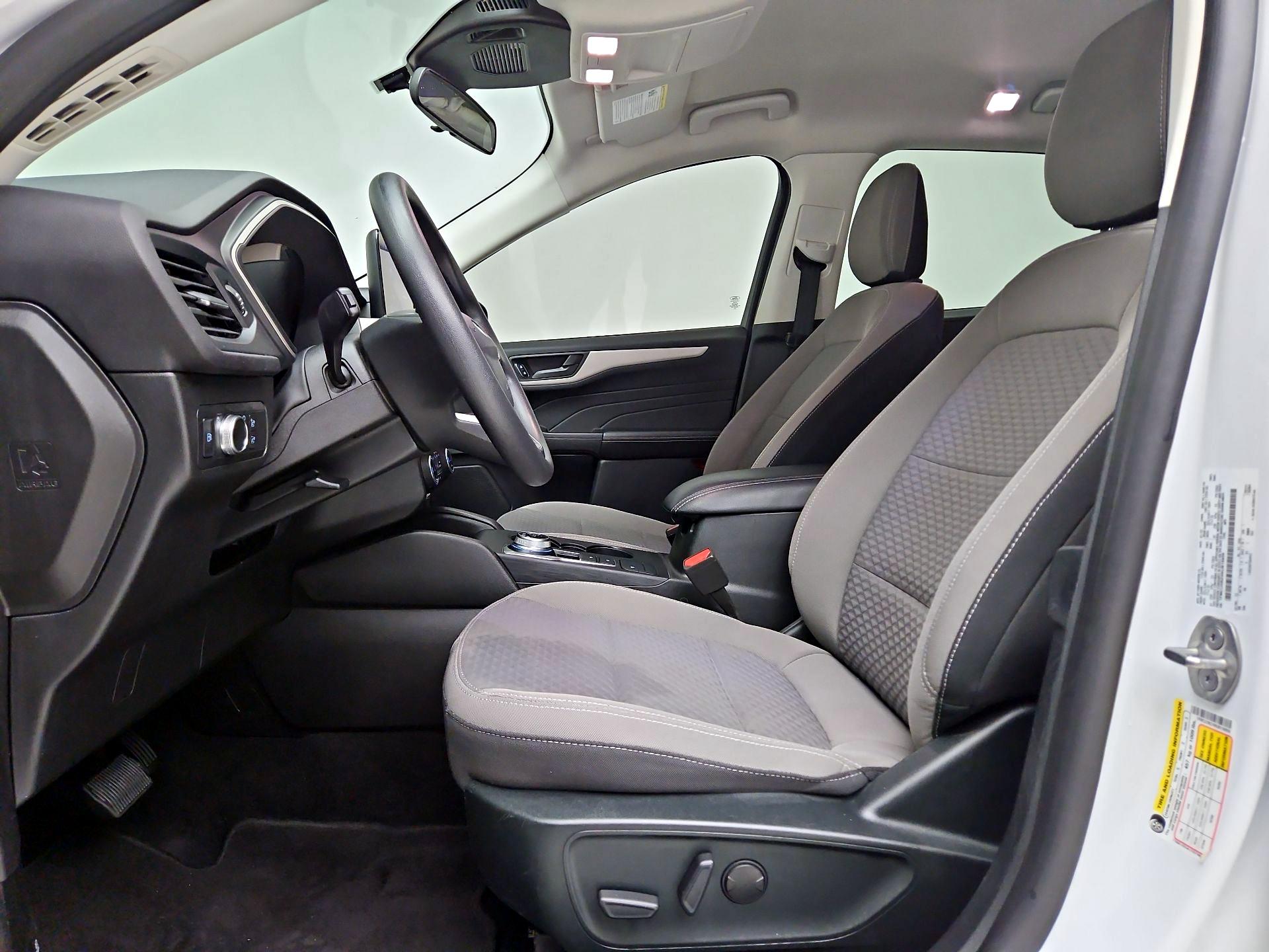 Thumbnail: 2022 Ford Escape - 11