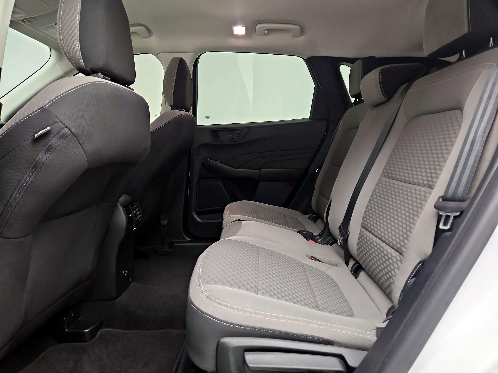 Thumbnail: 2022 Ford Escape - 19
