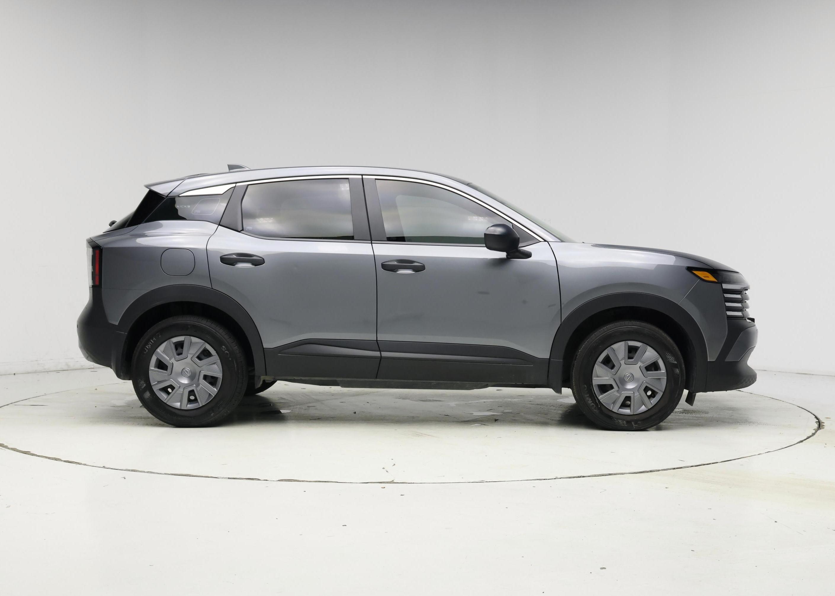 Thumbnail: 2025 Nissan Kicks - 7