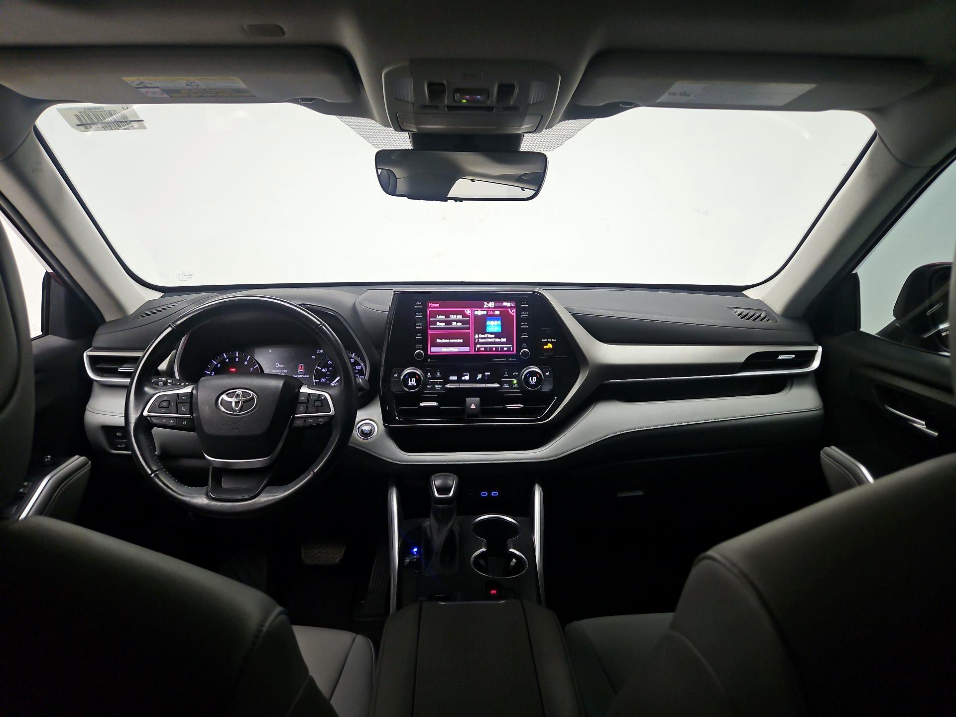 Thumbnail: 2022 Toyota Highlander - 9