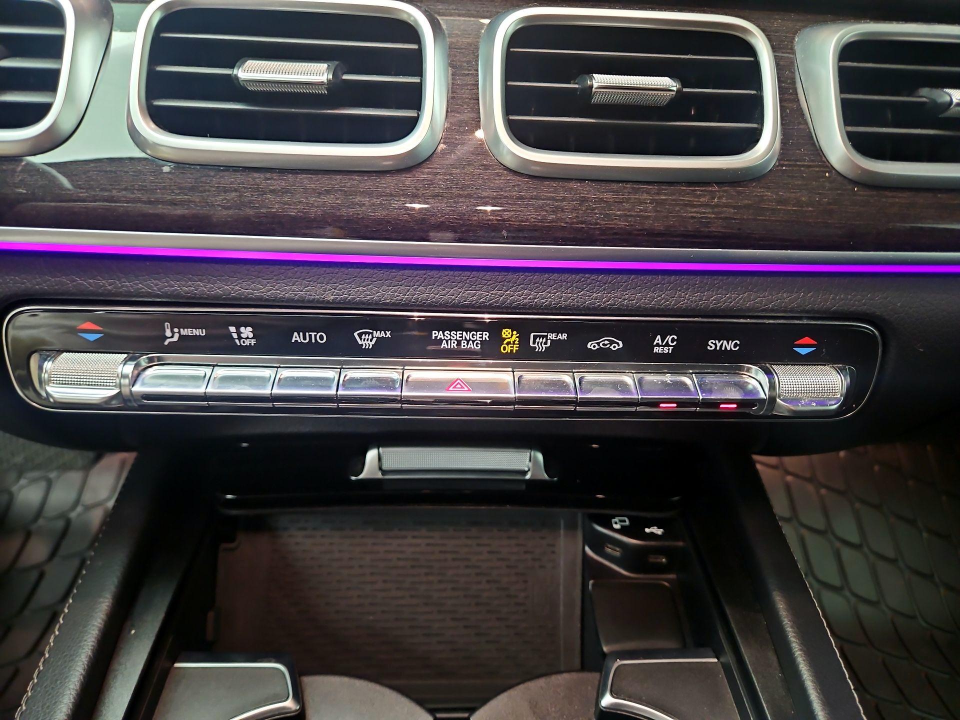 Thumbnail: 2020 Mercedes-Benz GLE - 17