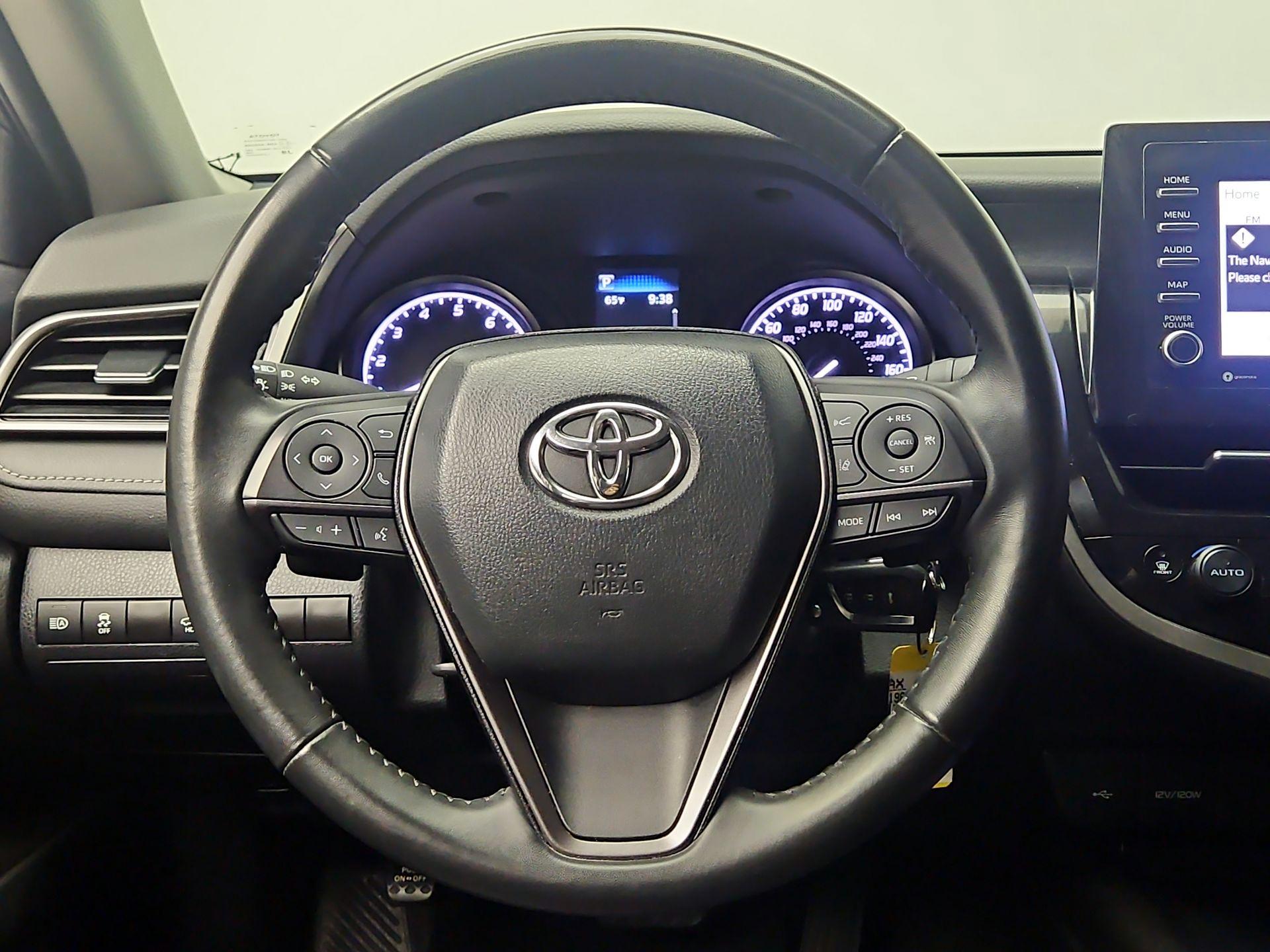 Thumbnail: 2024 Toyota Camry - 10