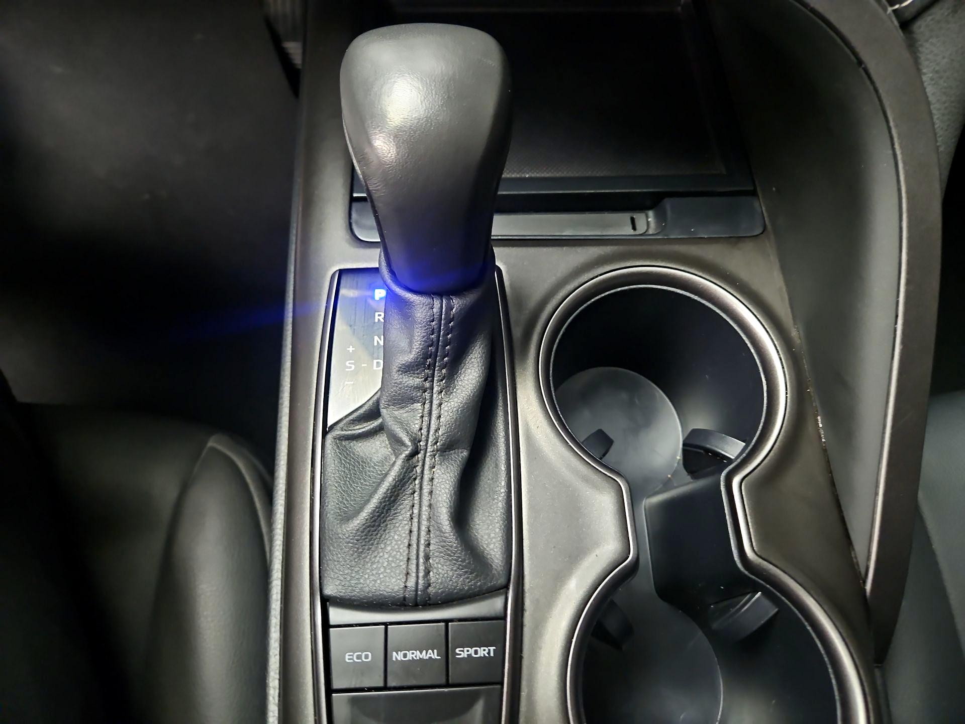 Thumbnail: 2024 Toyota Camry - 17