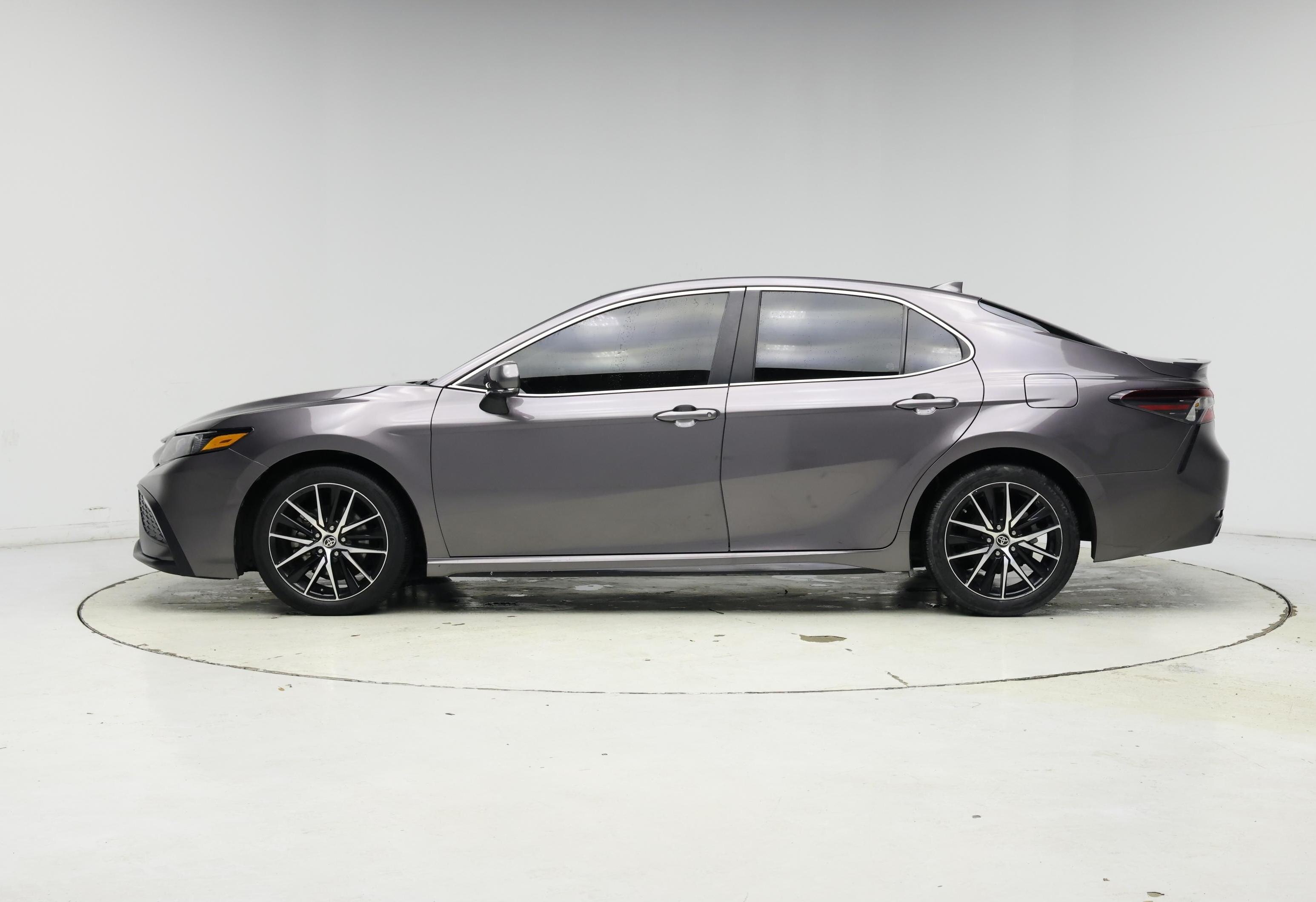 Thumbnail: 2024 Toyota Camry - 3