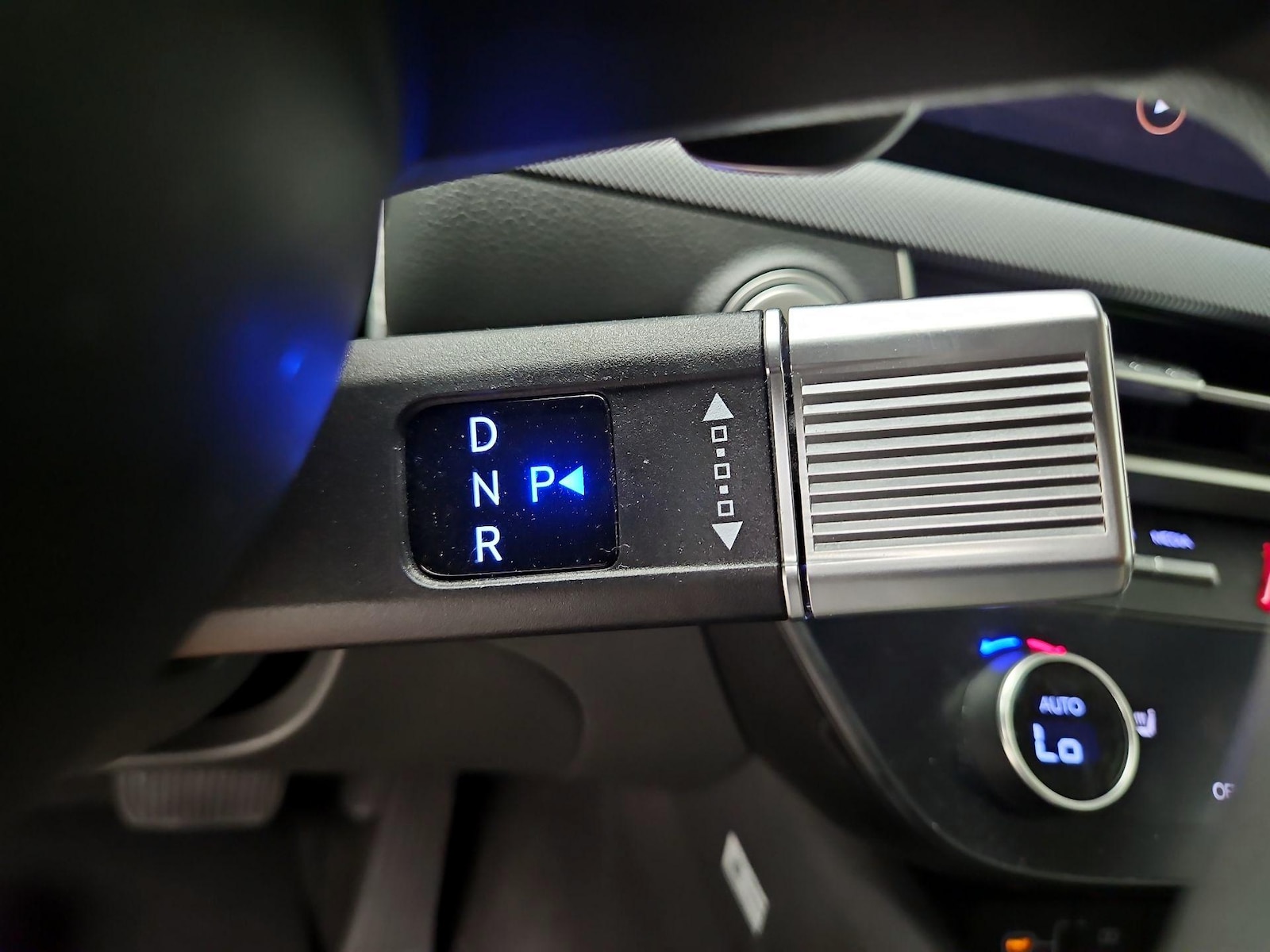 2025 Hyundai Sonata SEL - Photo 18