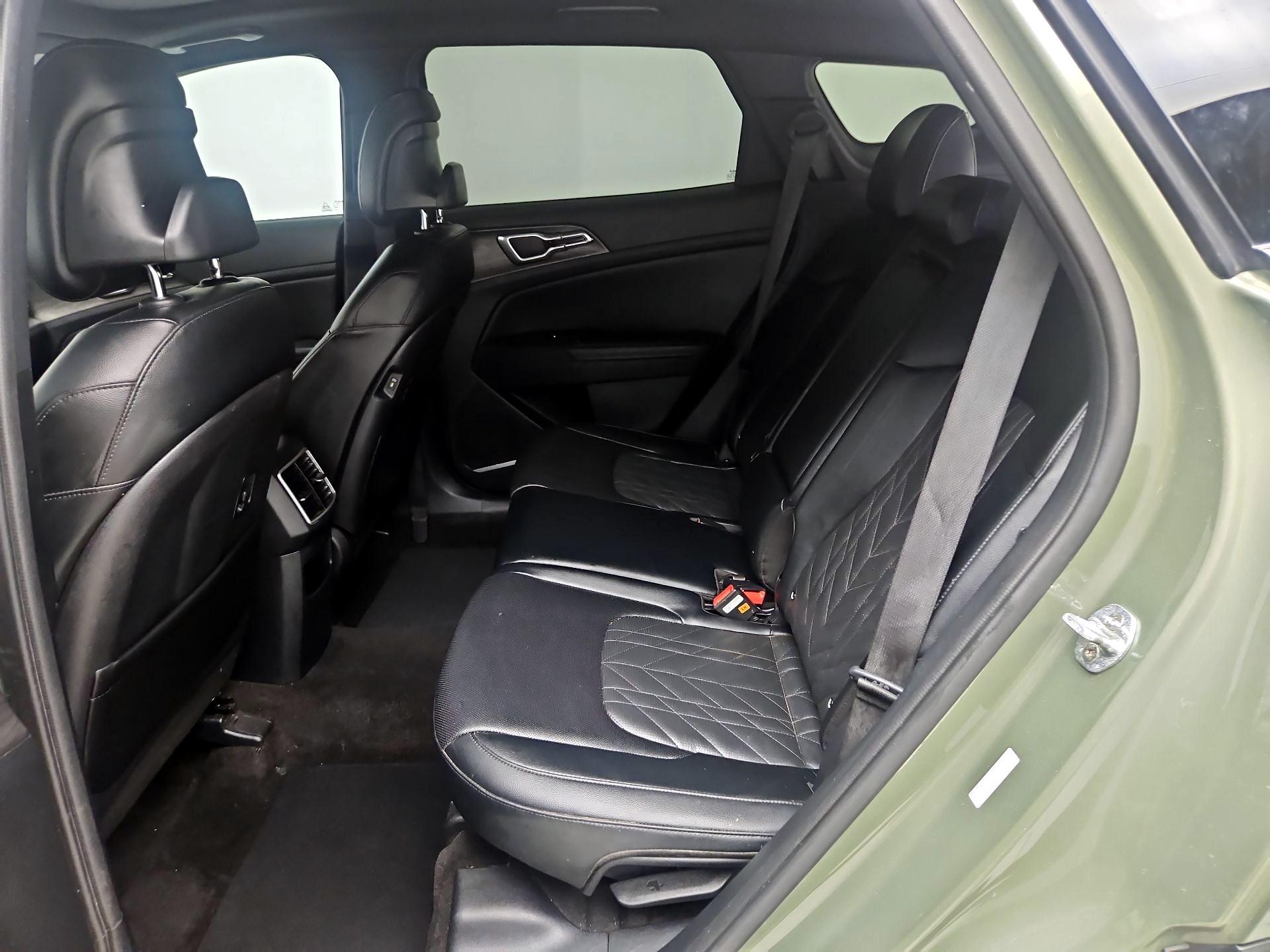 Thumbnail: 2023 Kia Sportage - 20