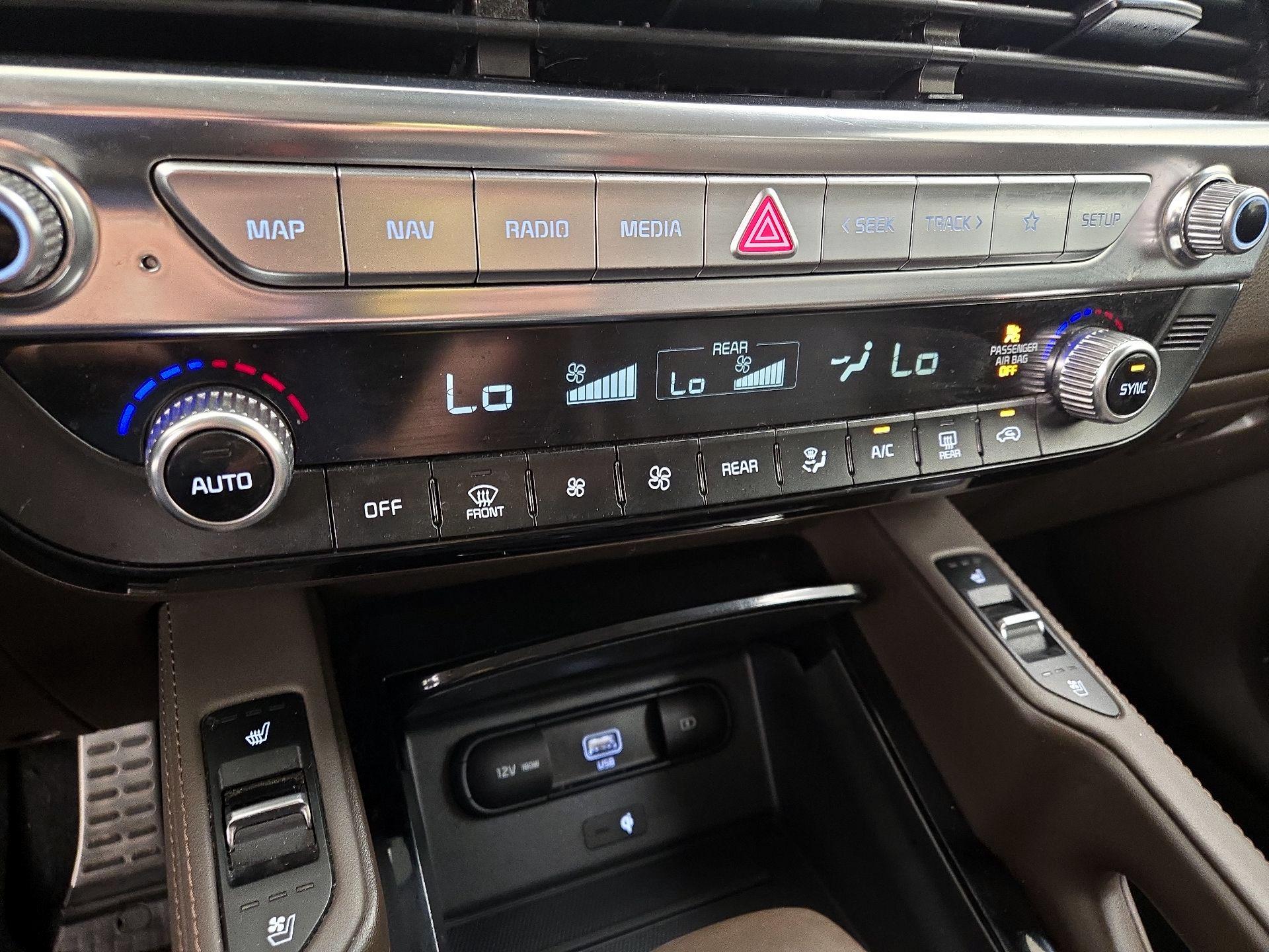 Thumbnail: 2022 Kia Telluride - 17