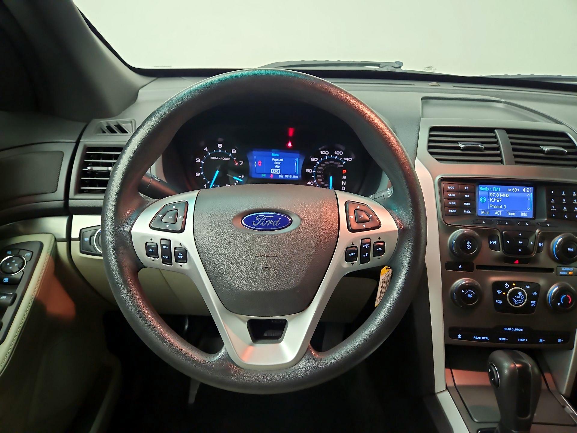 Thumbnail: 2014 Ford Explorer - 10