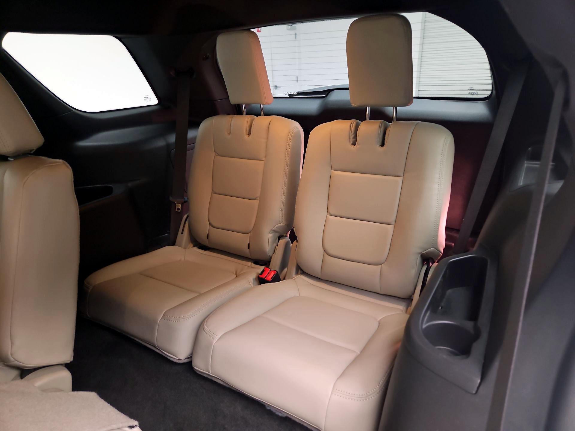 Thumbnail: 2014 Ford Explorer - 20