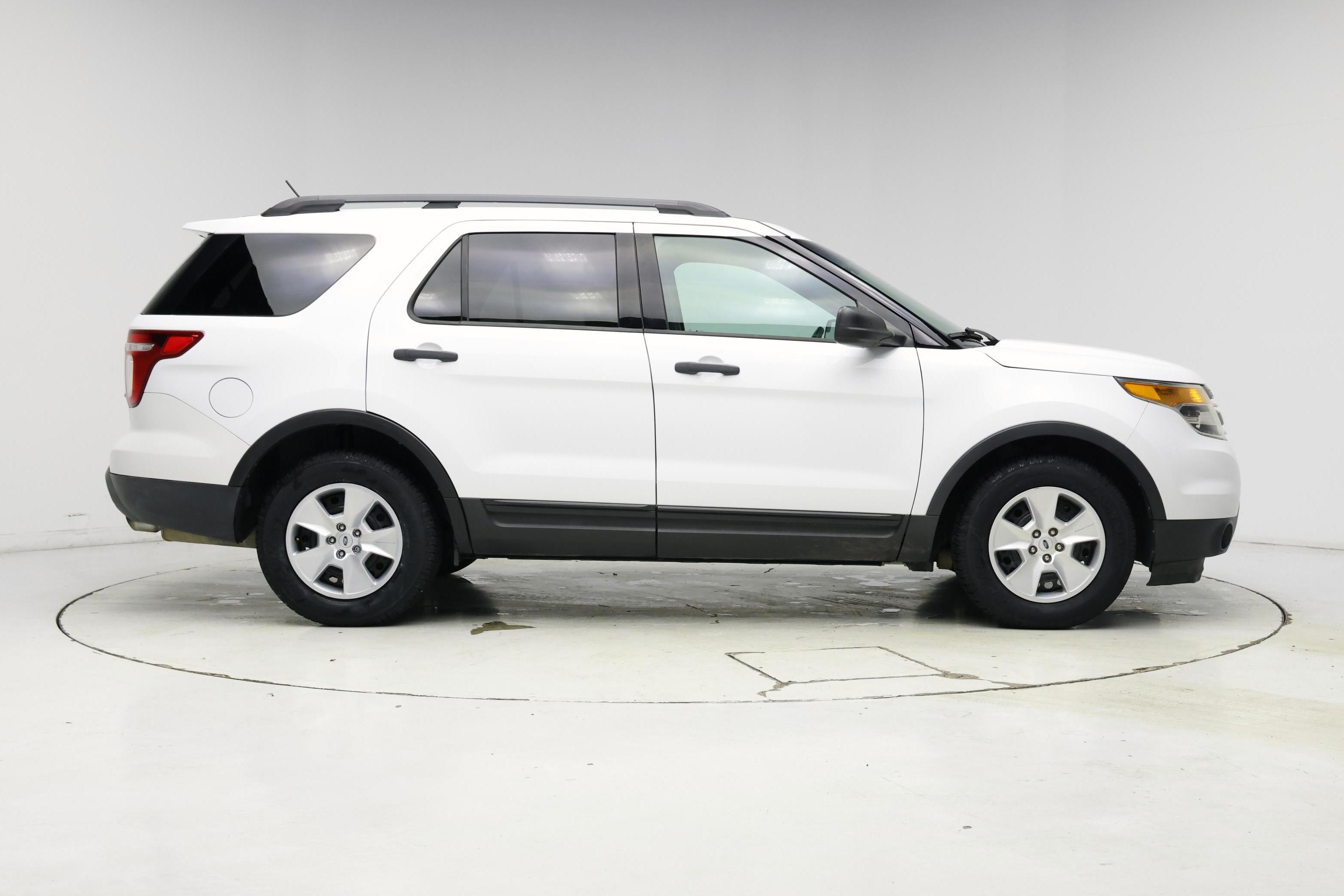Thumbnail: 2014 Ford Explorer - 7