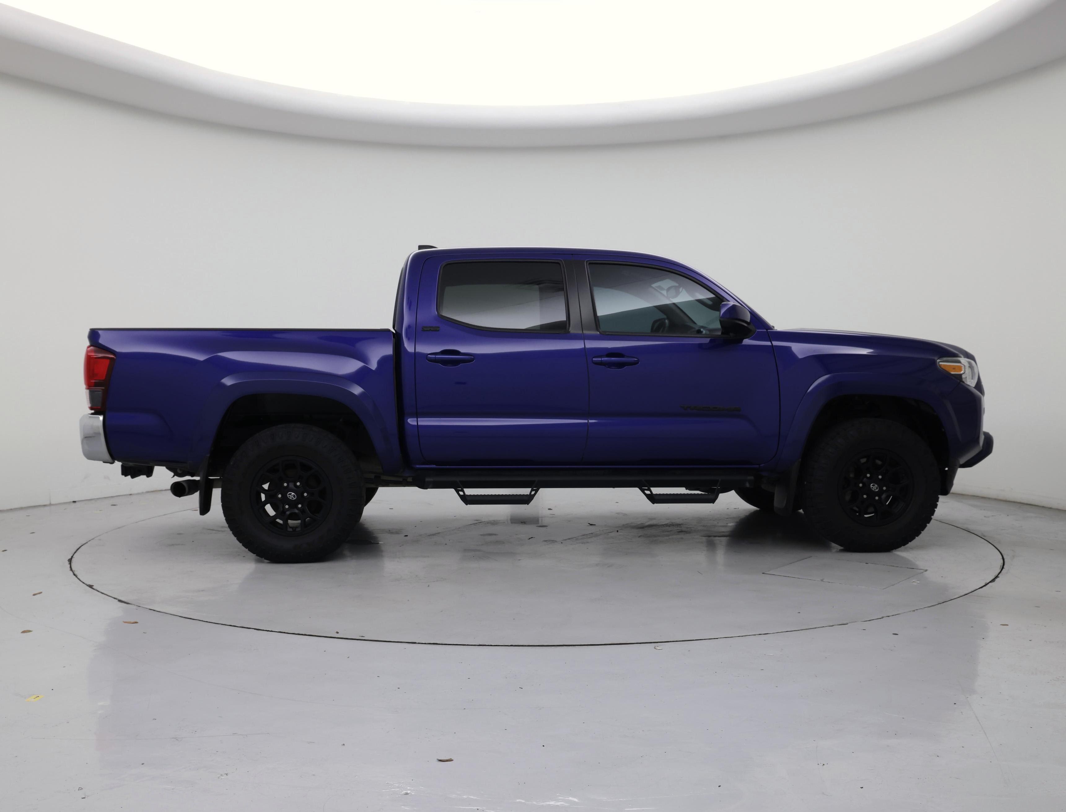 Thumbnail: 2022 Toyota Tacoma - 7