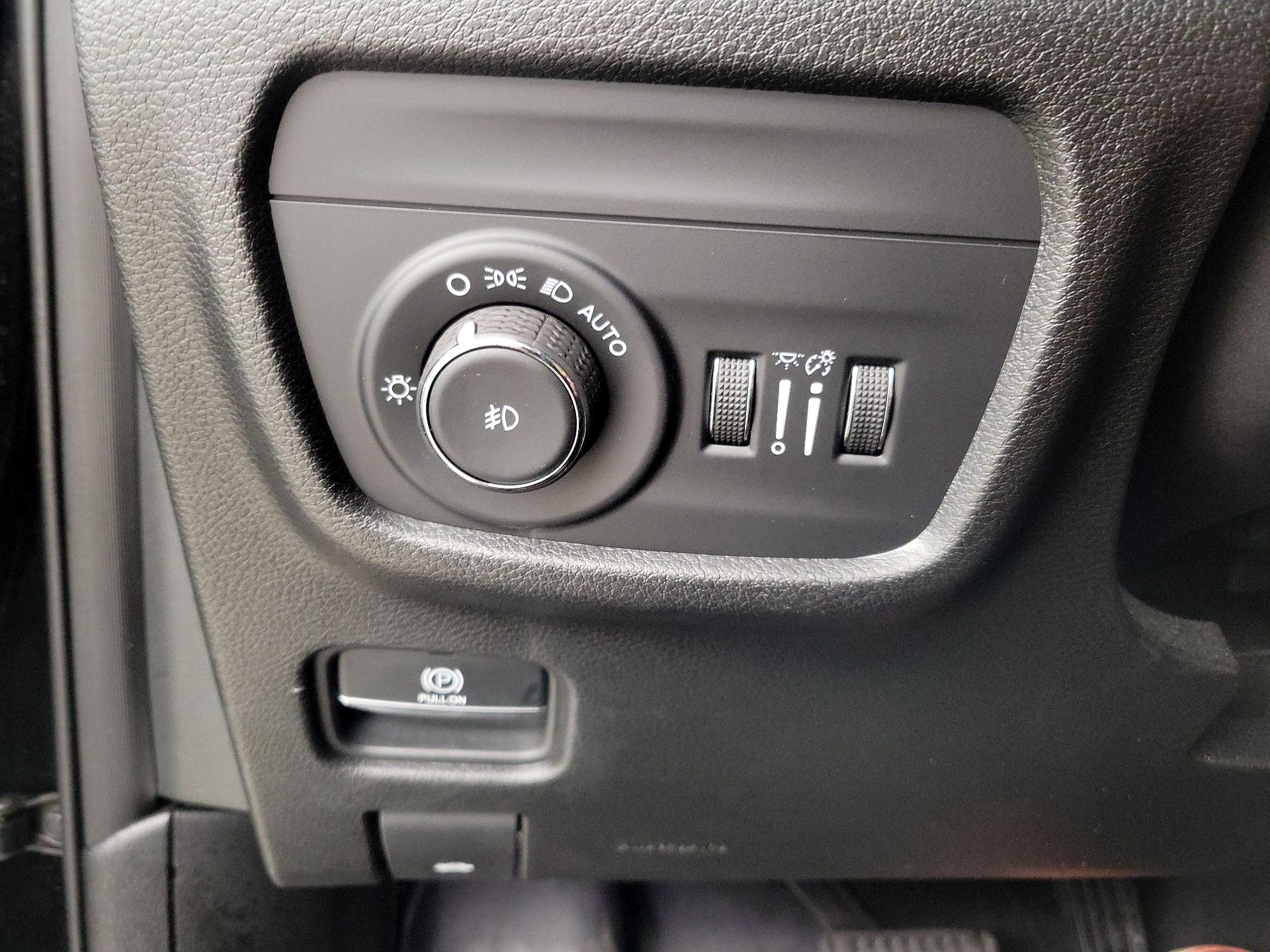 Thumbnail: 2023 Jeep Grand Cherokee - 13