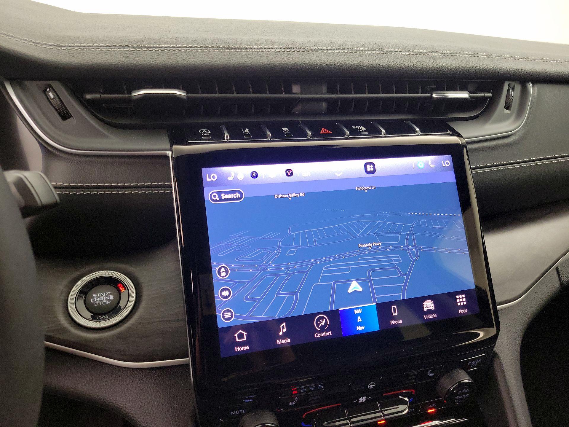 Thumbnail: 2023 Jeep Grand Cherokee - 14