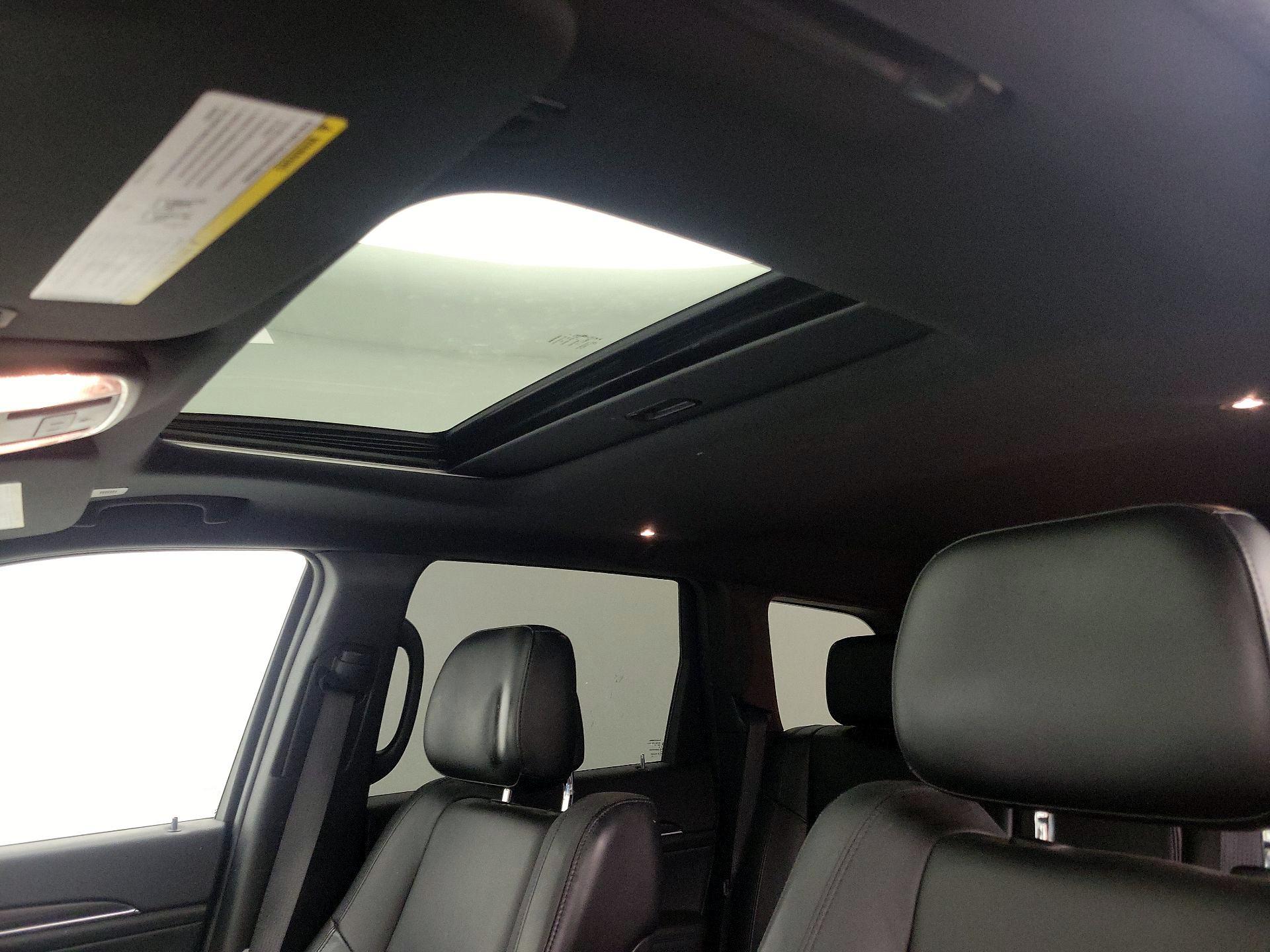 Thumbnail: 2022 Jeep Grand Cherokee - 20