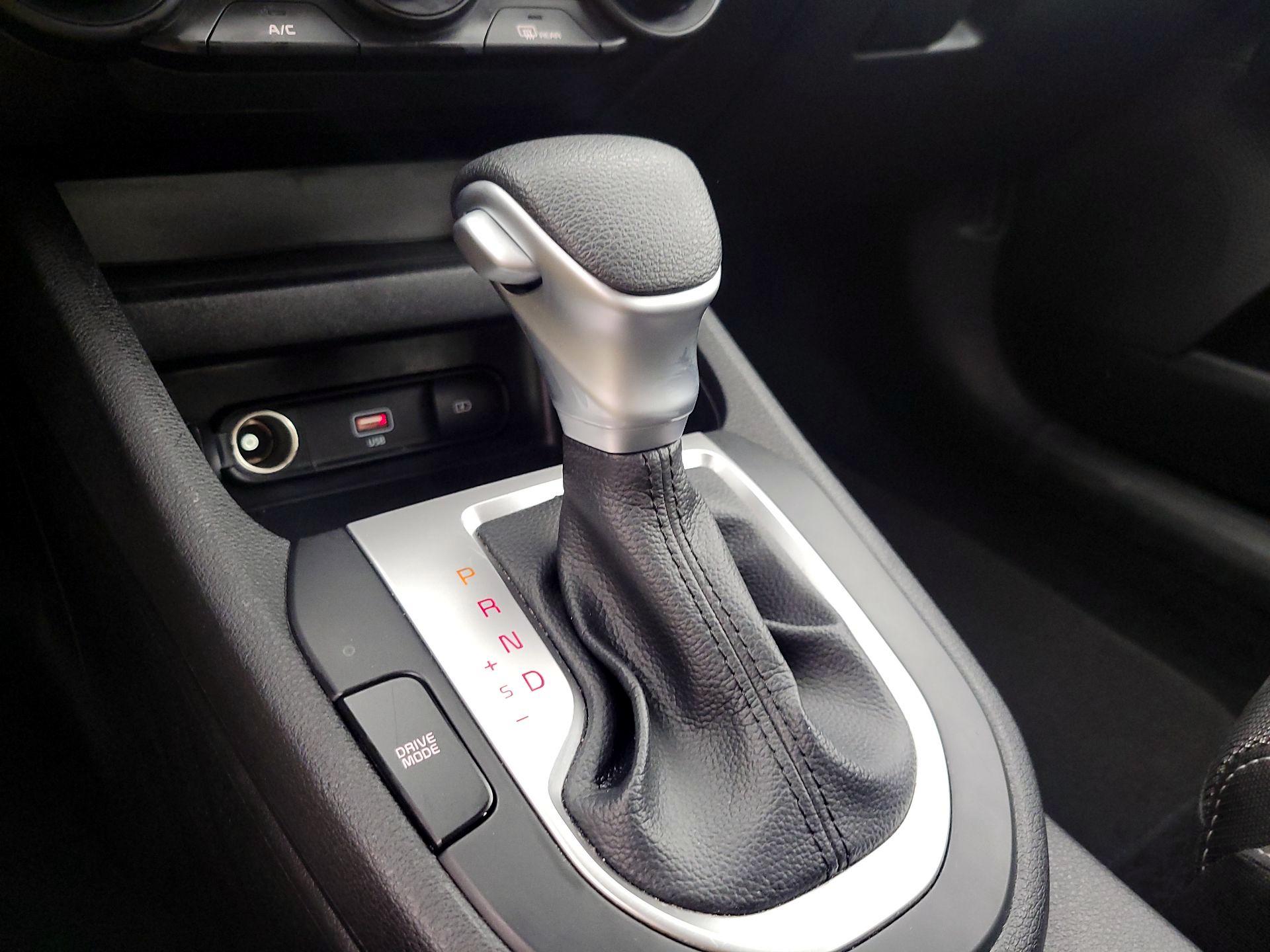 Thumbnail: 2024 Kia Forte - 17