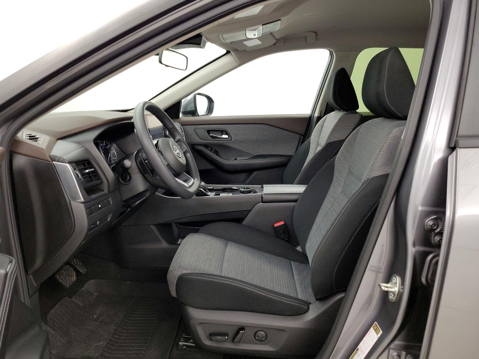 Thumbnail: 2023 Nissan Rogue - 11