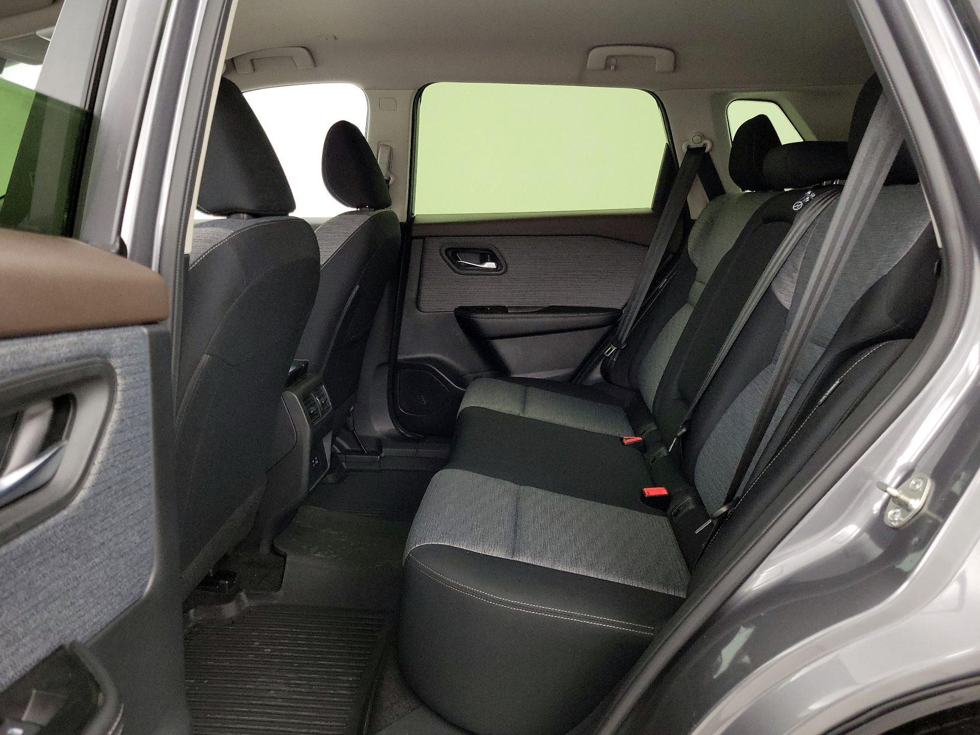 Thumbnail: 2023 Nissan Rogue - 19