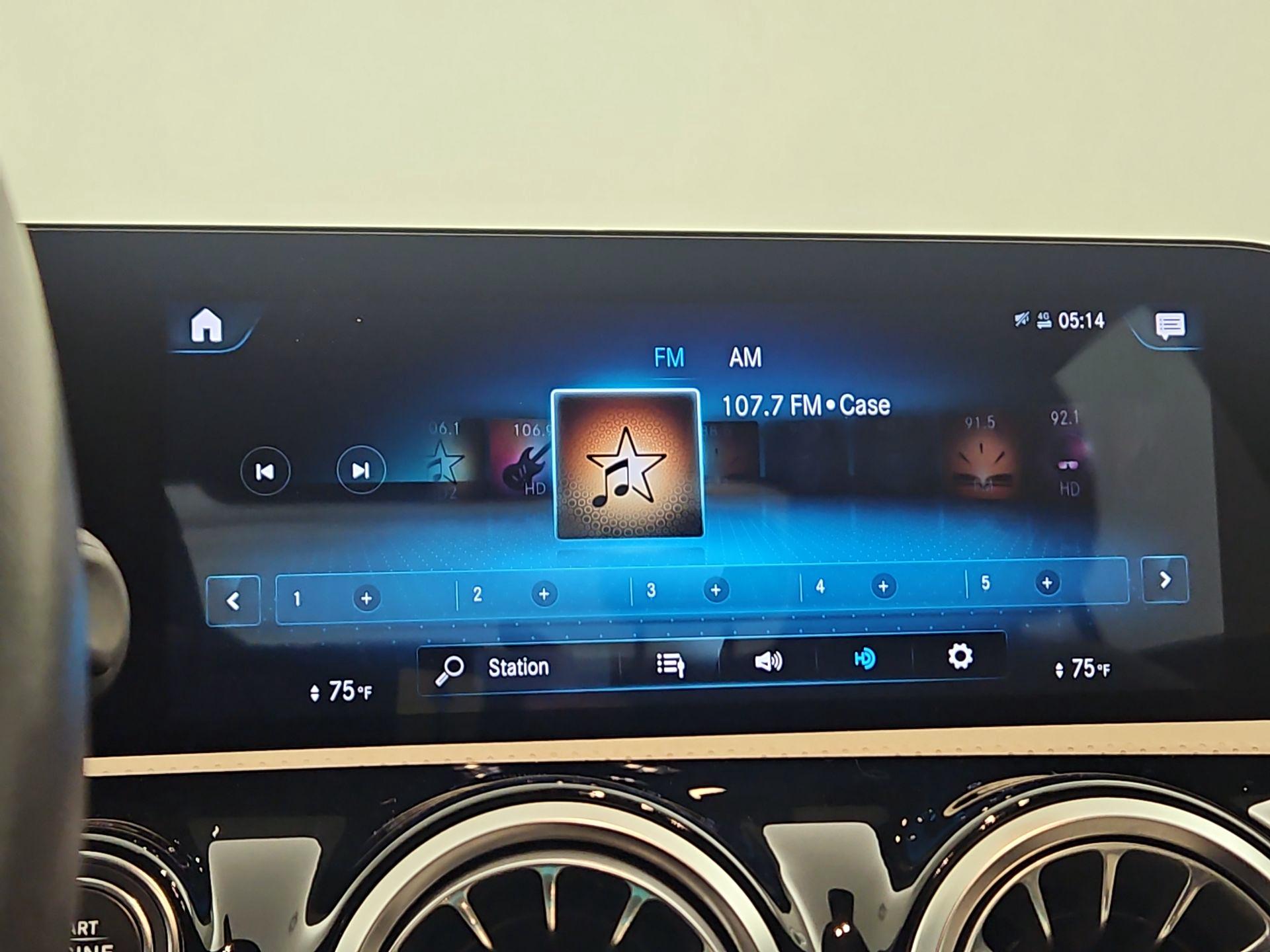 Thumbnail: 2022 Mercedes-Benz A-Class - 15