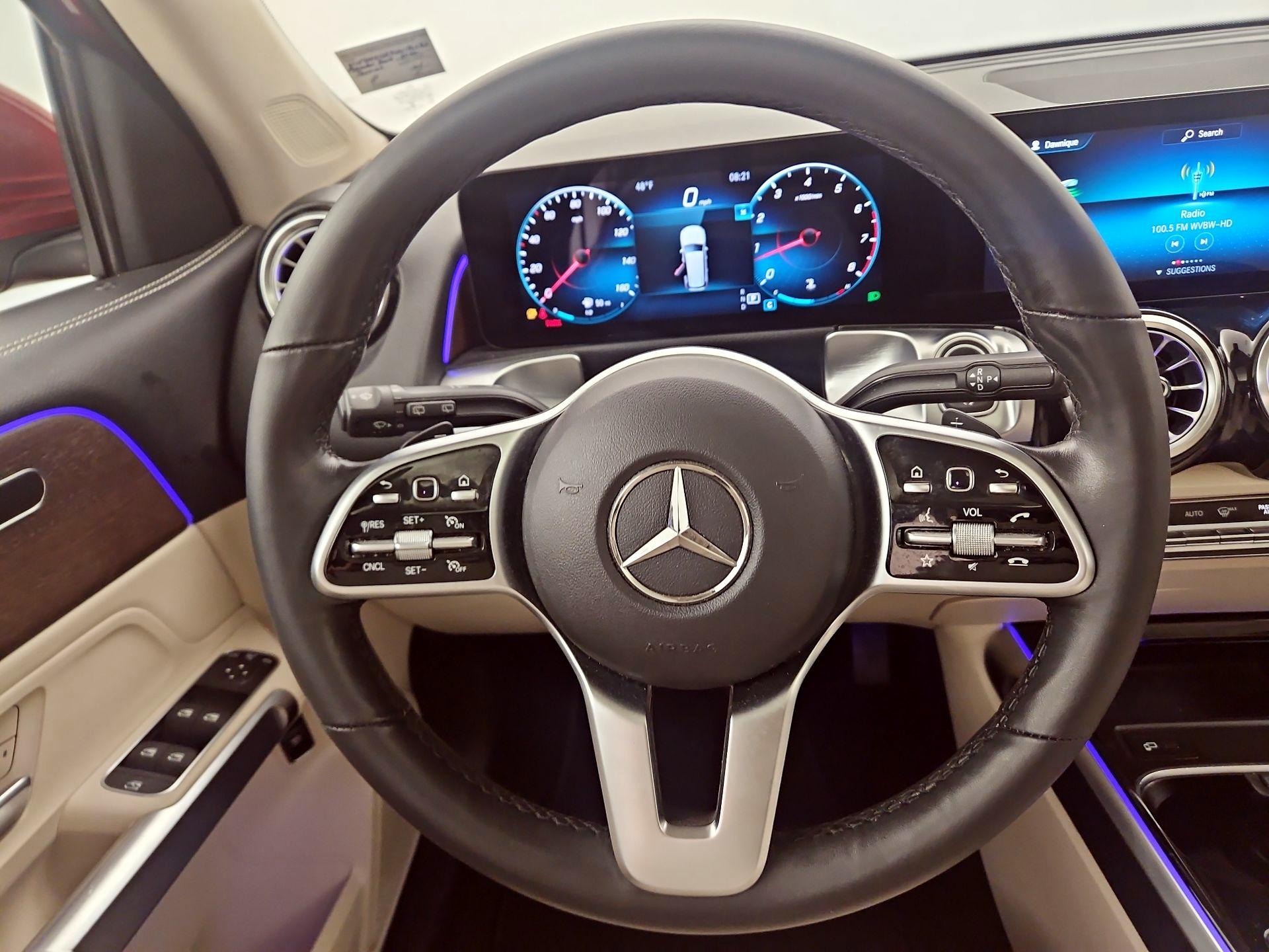 Thumbnail: 2022 Mercedes-Benz GLB - 10
