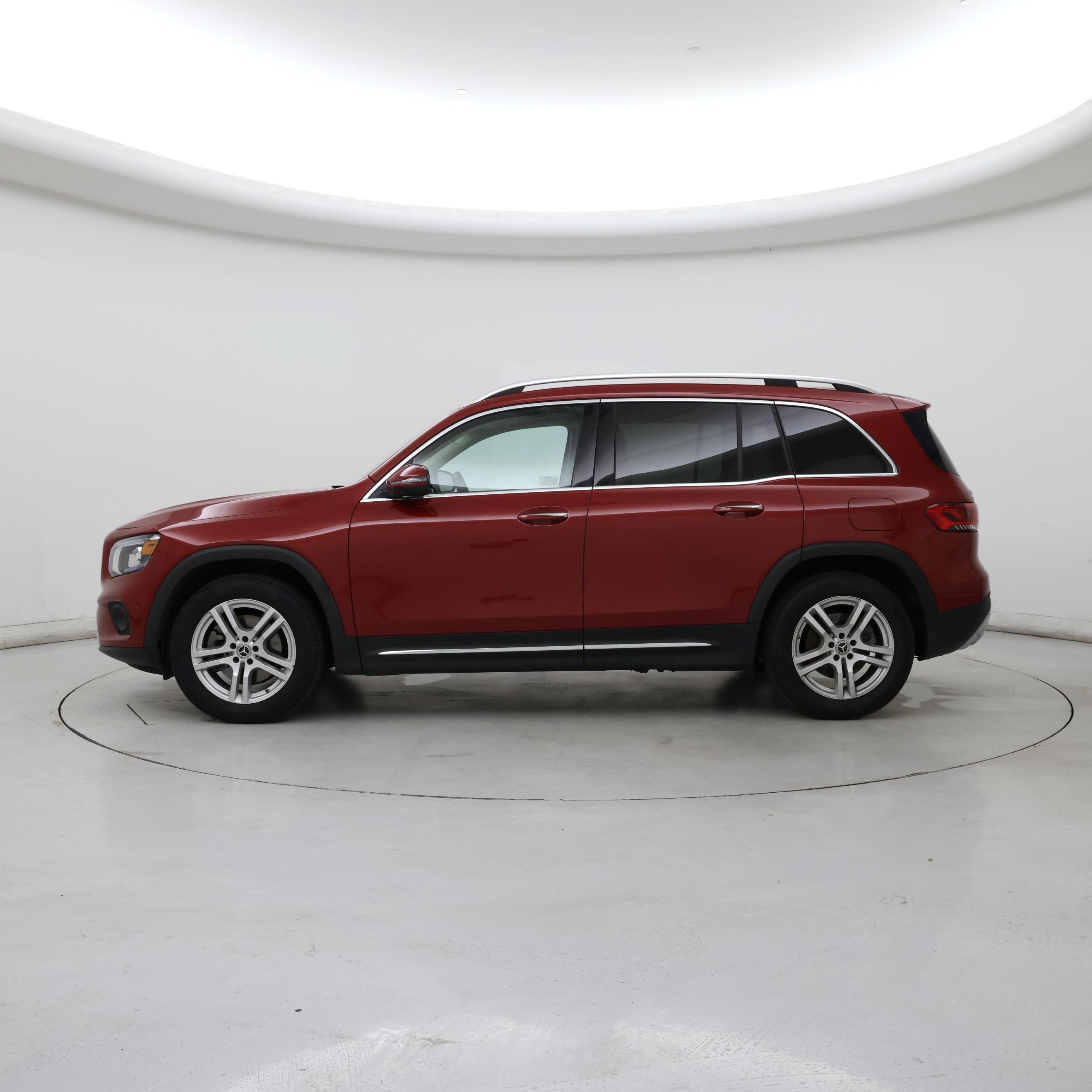 Thumbnail: 2022 Mercedes-Benz GLB - 3